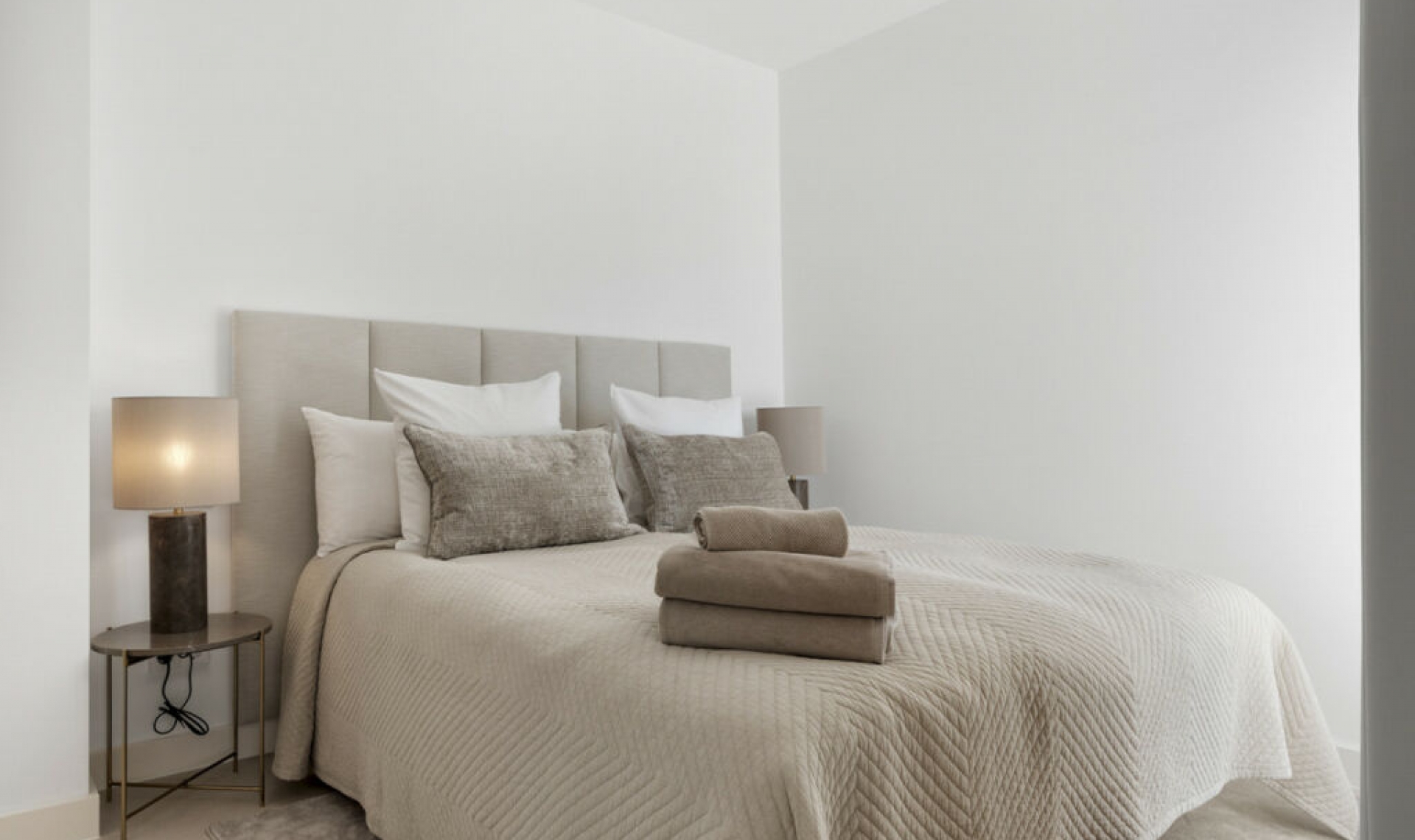 Resale - House -
El Rosario