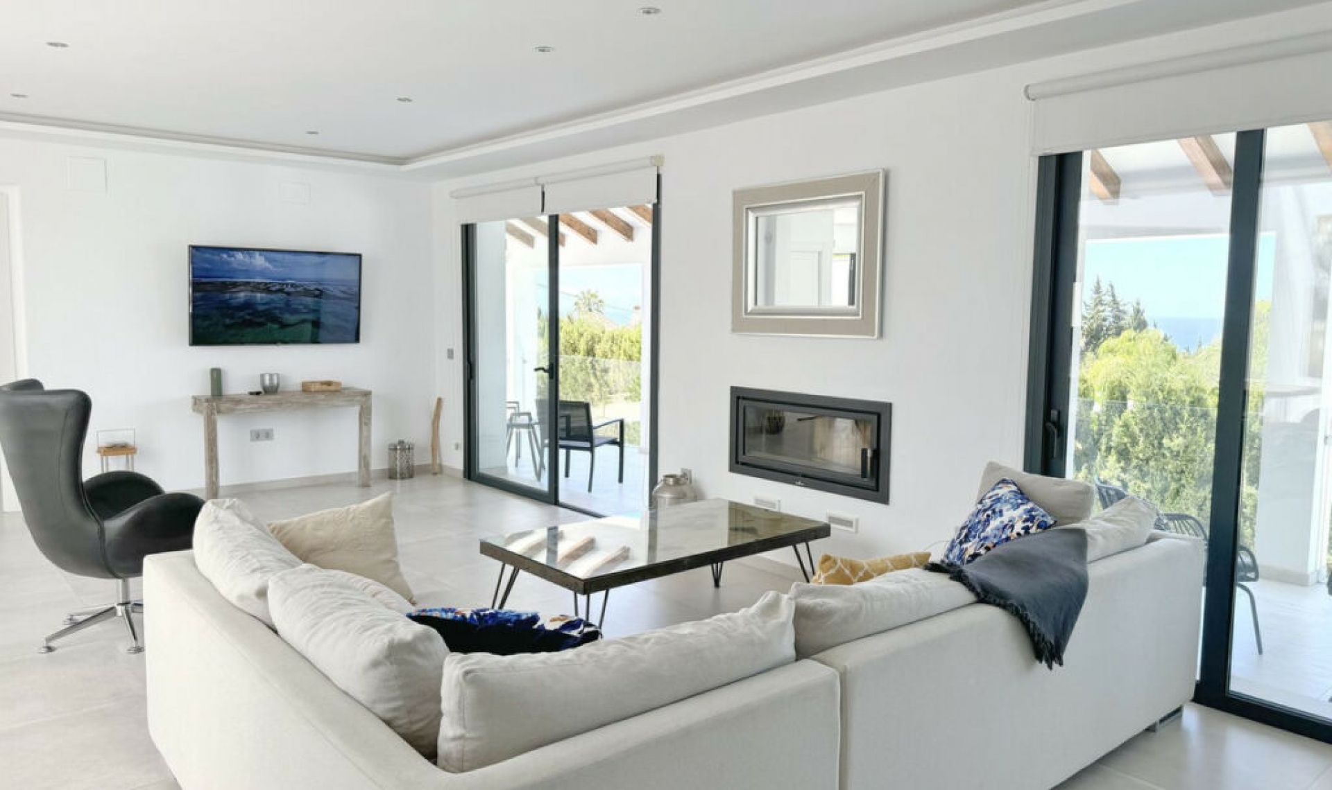 Resale - House -
El Rosario