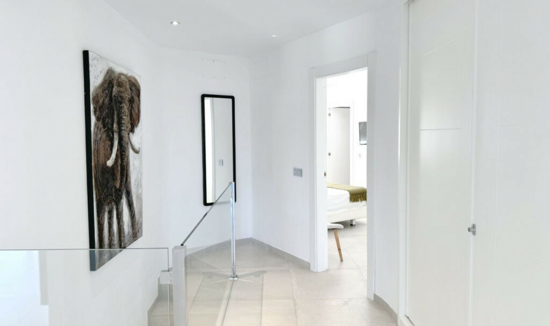 Resale - House -
El Rosario