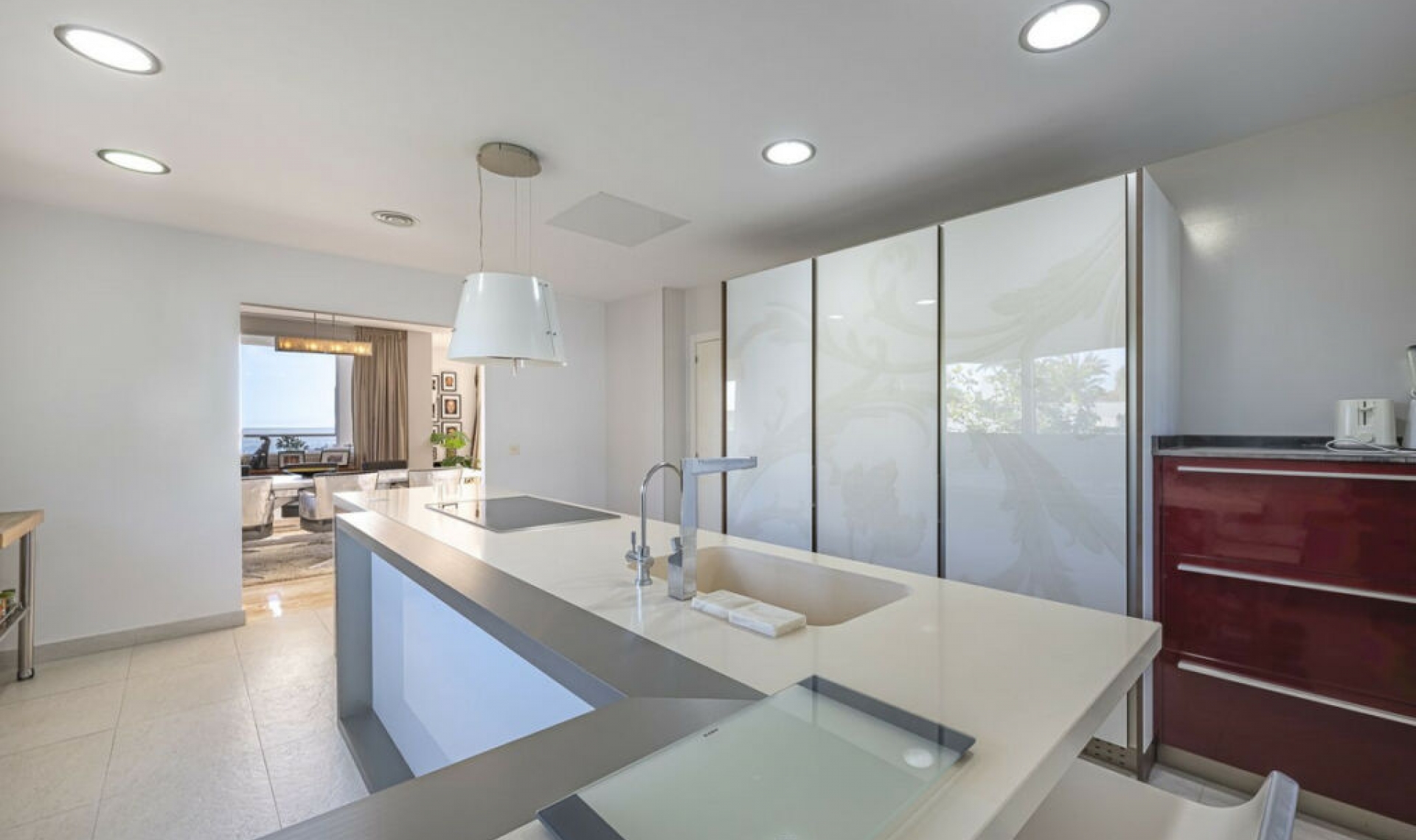 Resale - House -
El Rosario