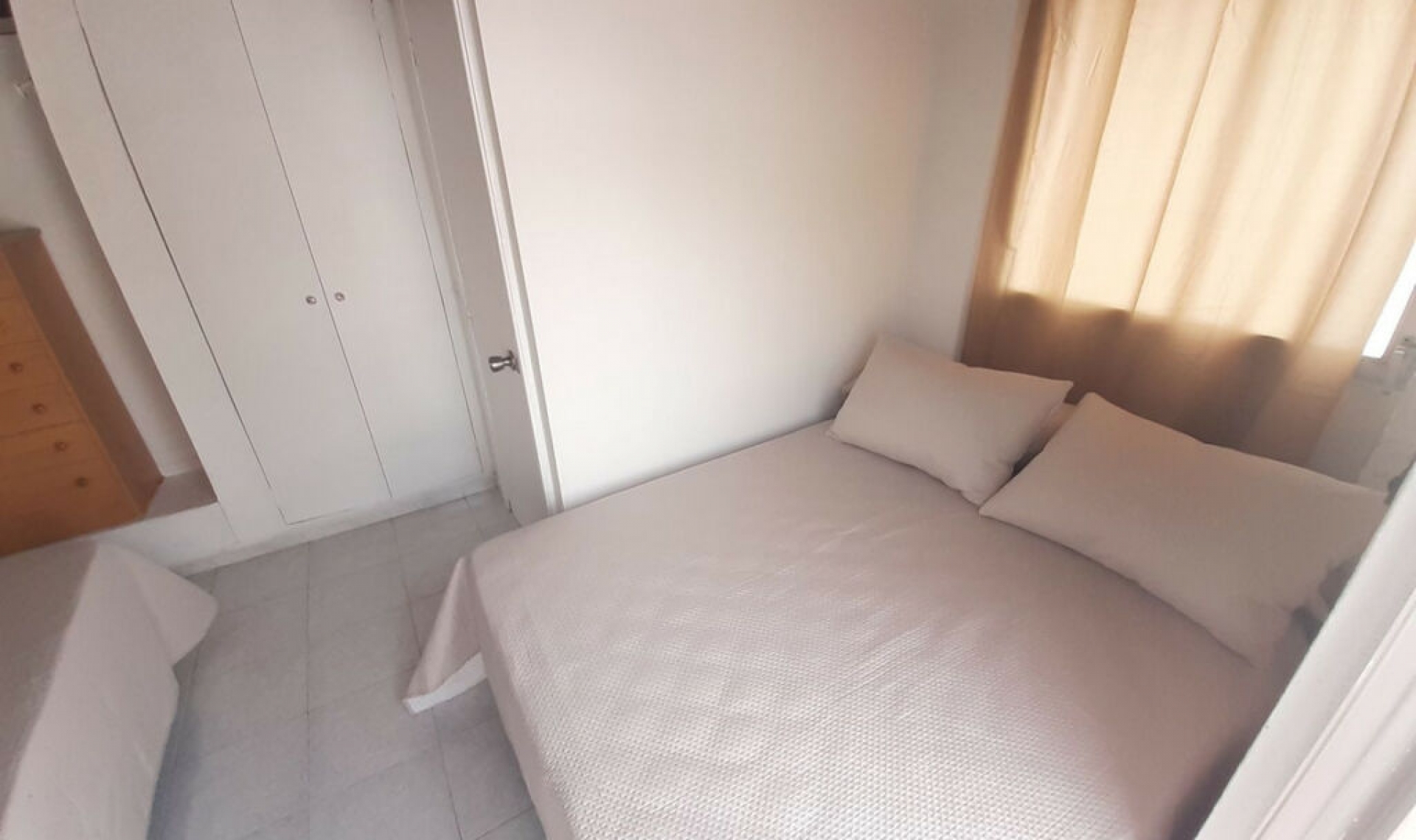Resale - House -
El Rosario