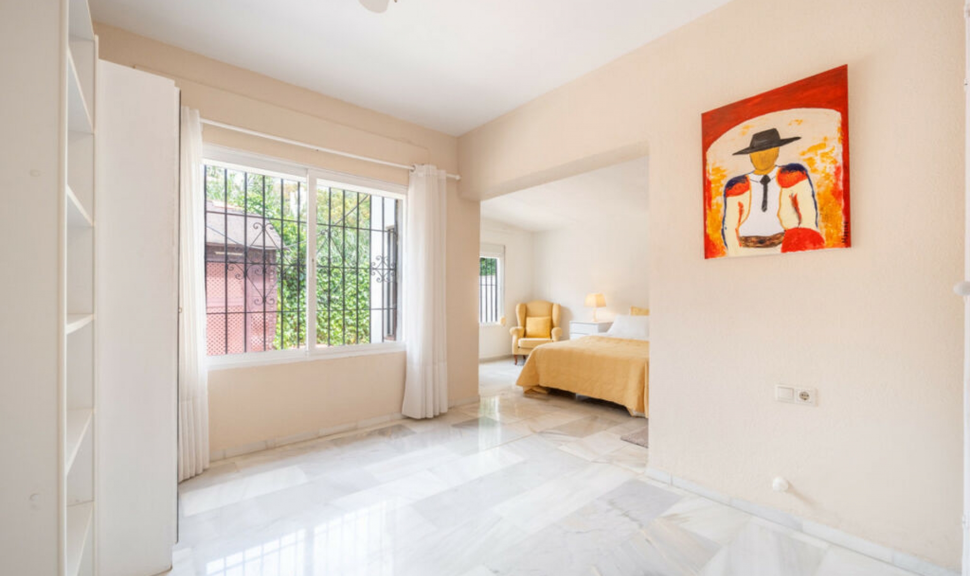 Resale - House -
El Rosario