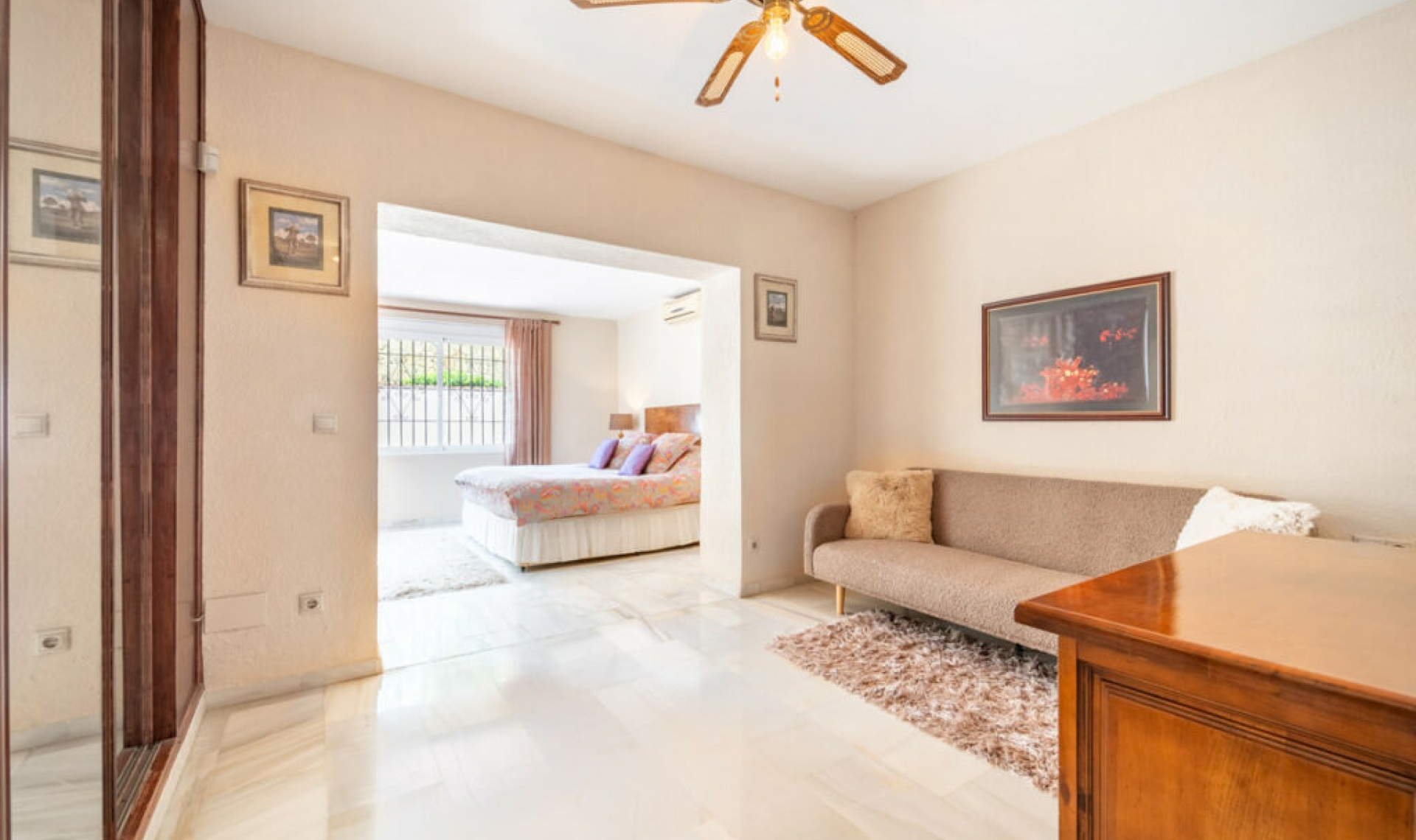 Resale - House -
El Rosario