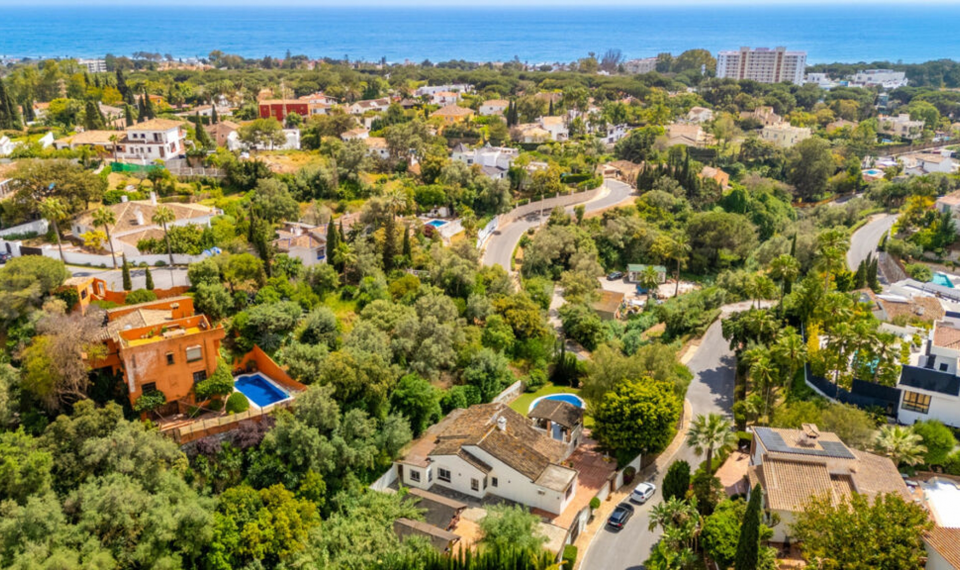 Resale - House -
El Rosario
