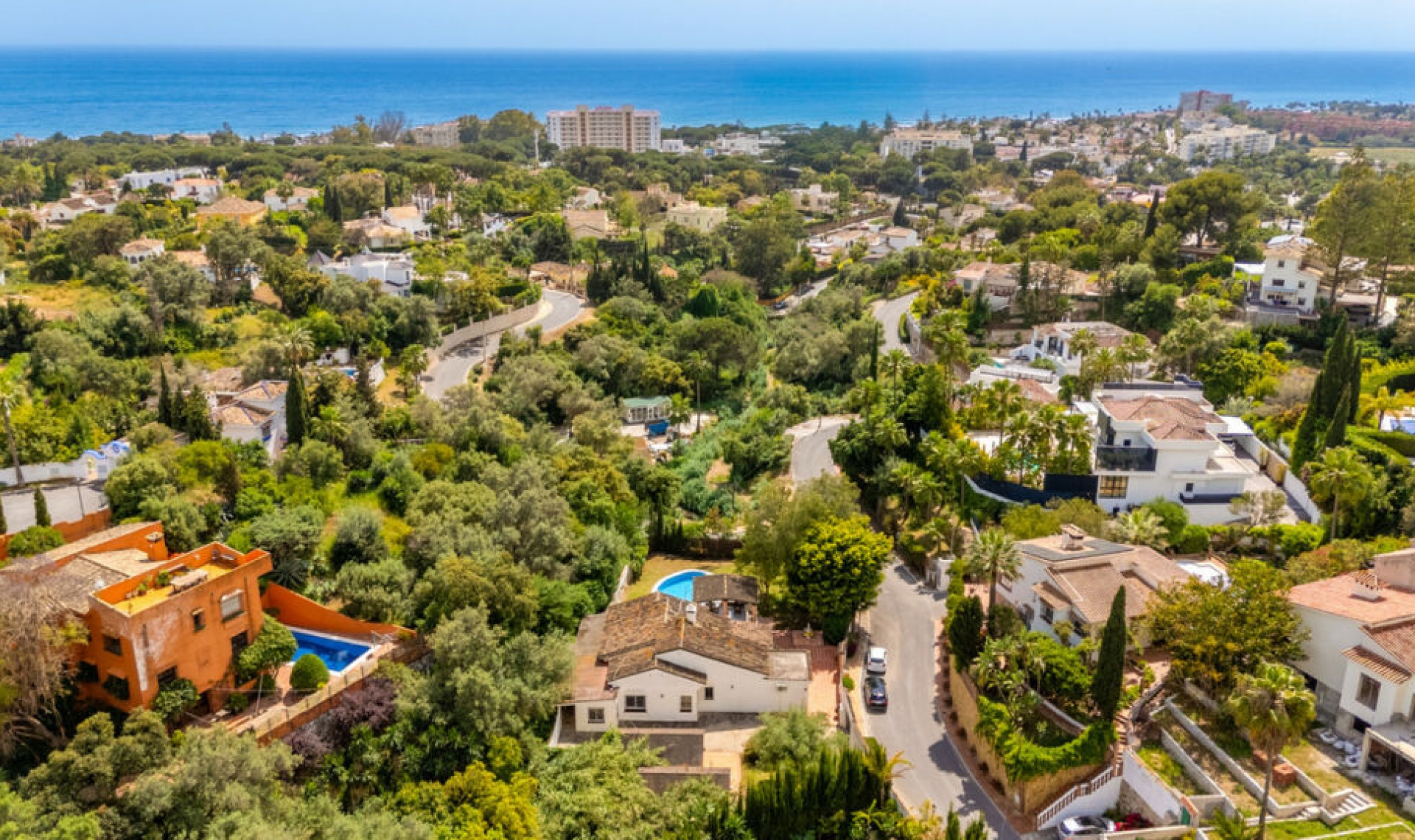 Resale - House -
El Rosario