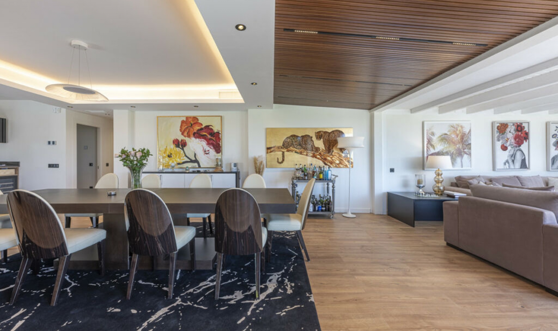 Resale - House -
El Rosario