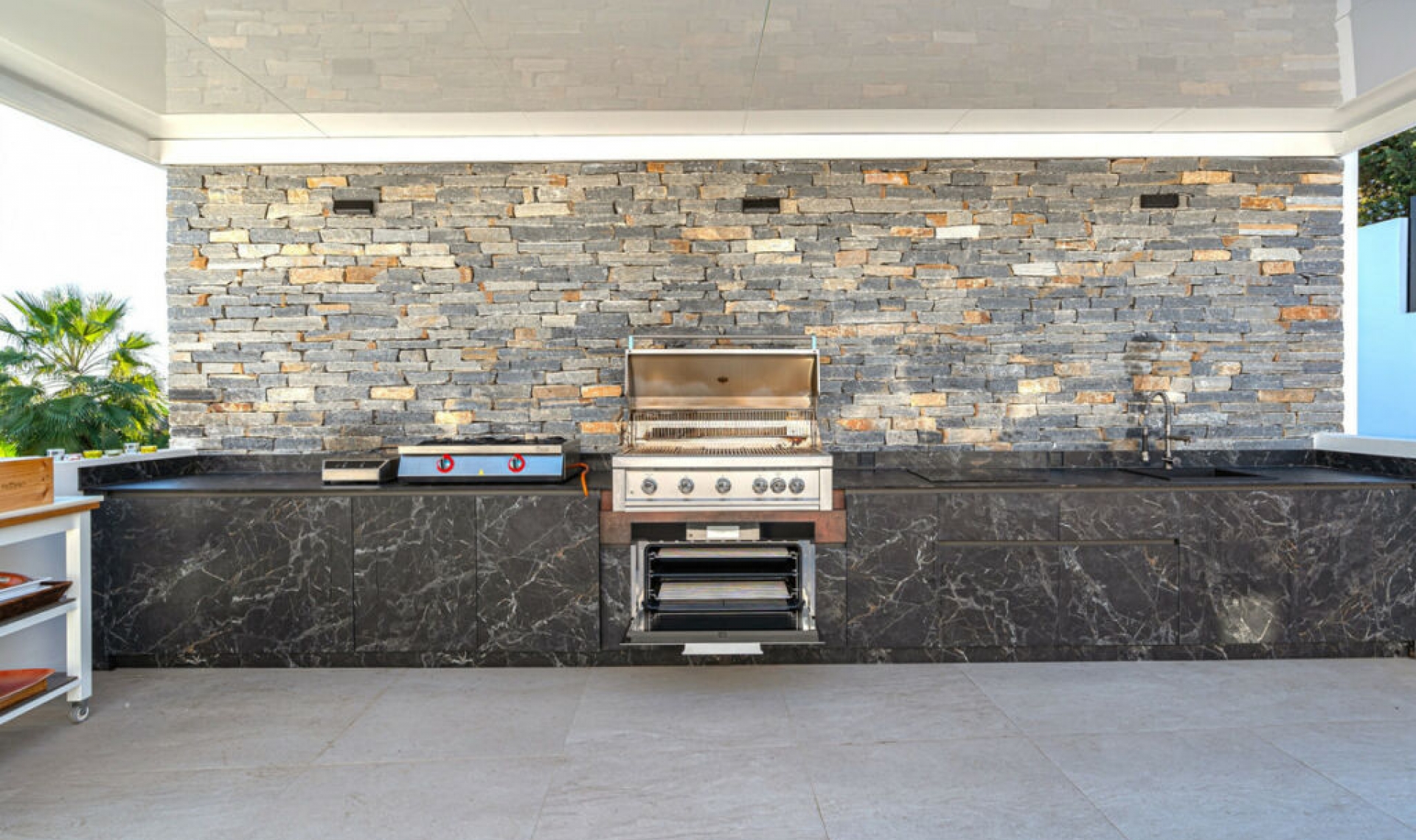 Resale - House -
El Rosario