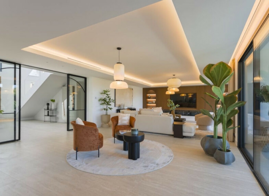 Resale - House -
El Rosario