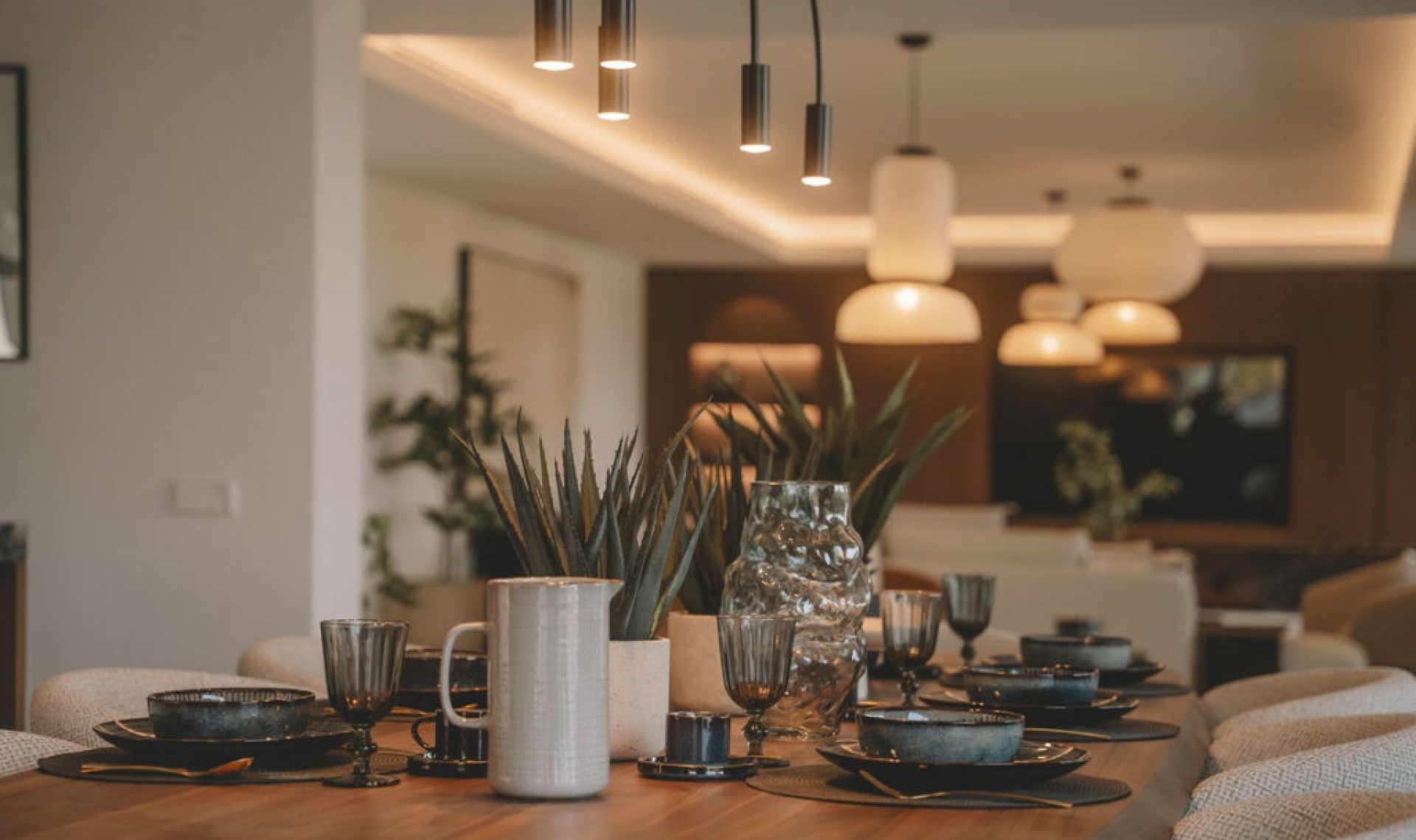 Resale - House -
El Rosario