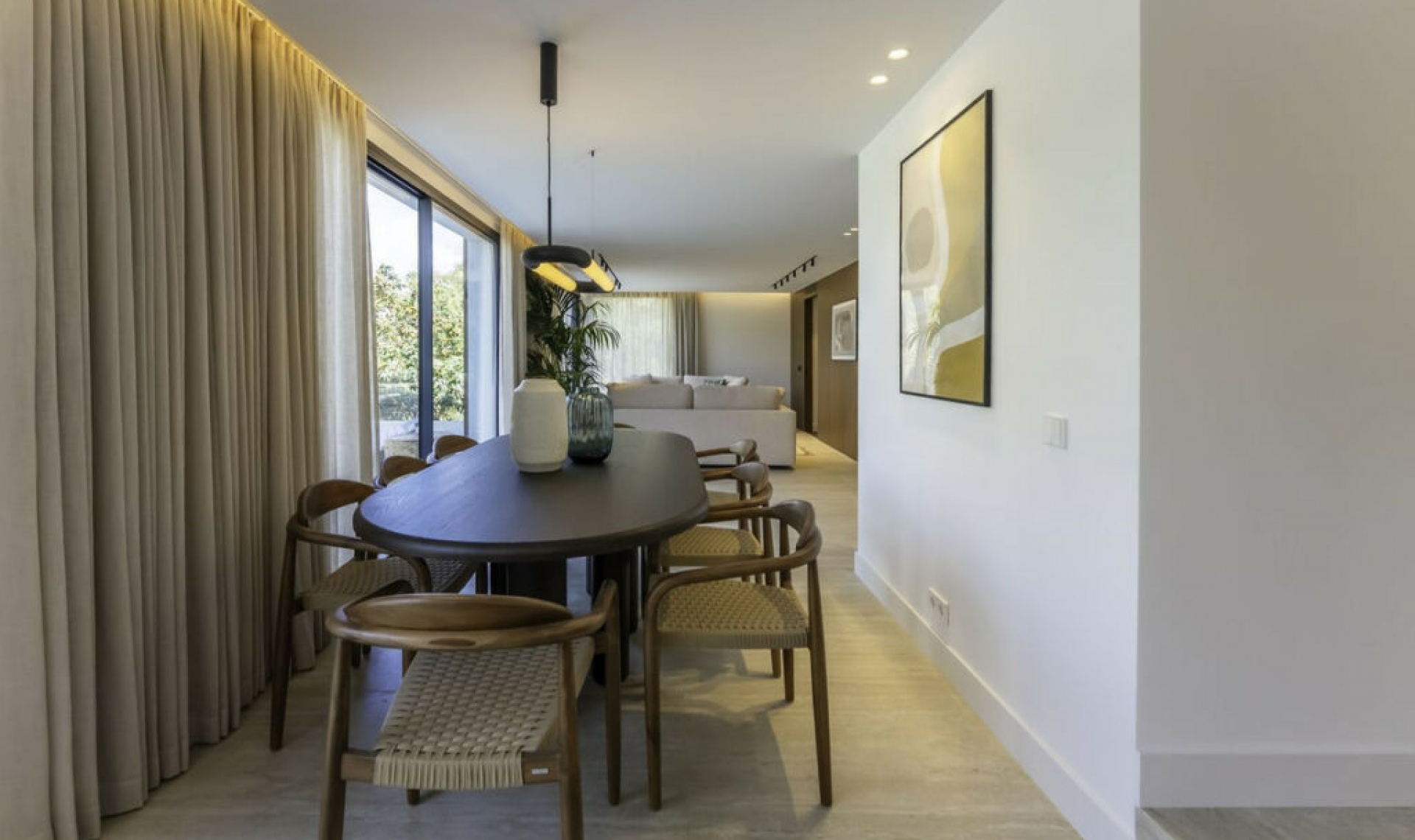 Resale - House -
El Rosario