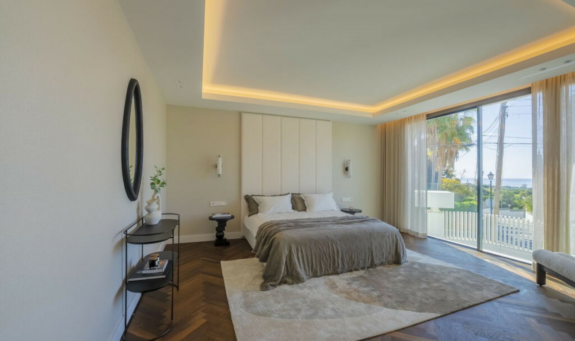 Resale - House -
El Rosario