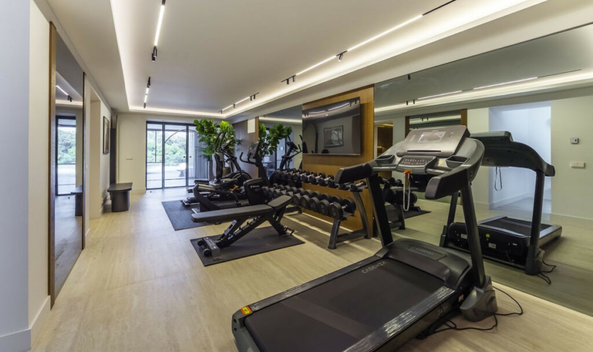 Resale - House -
El Rosario