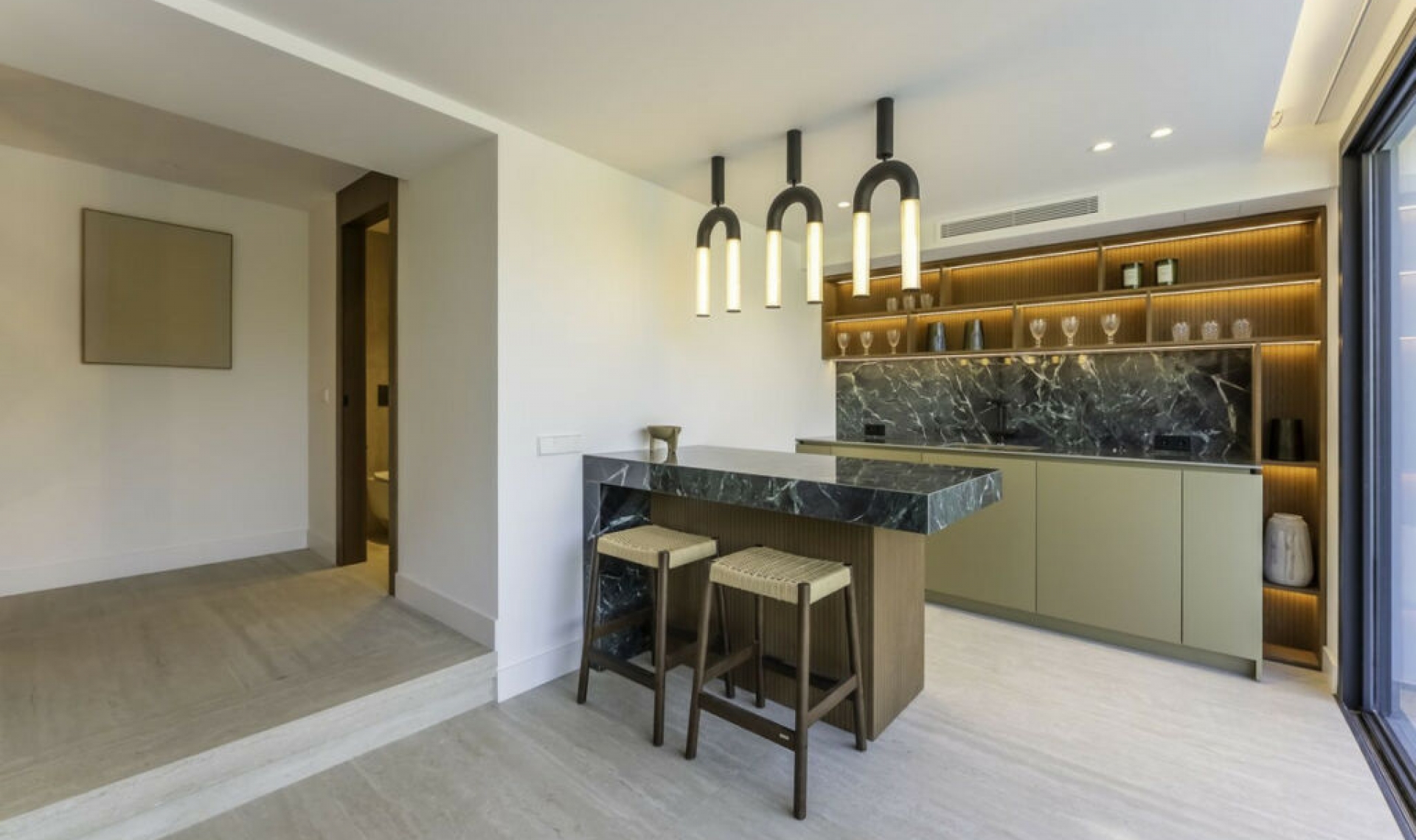 Resale - House -
El Rosario