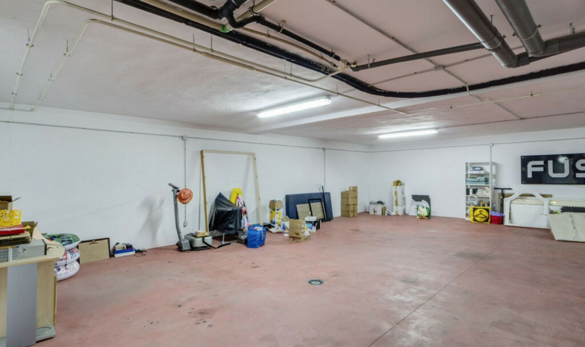 Resale - House -
El Rosario