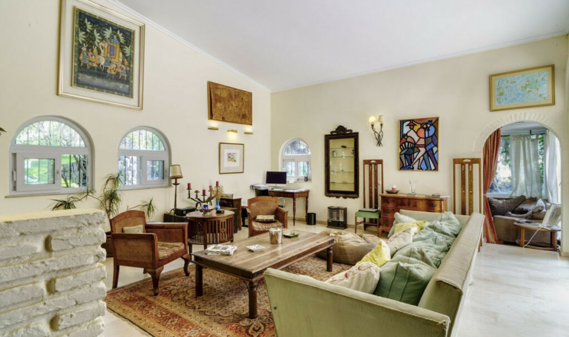 Resale - House -
El Rosario