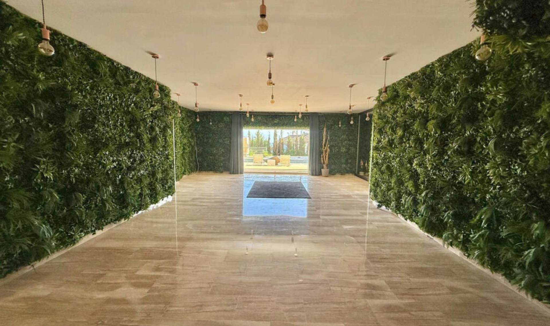 Resale - House -
El Rosario