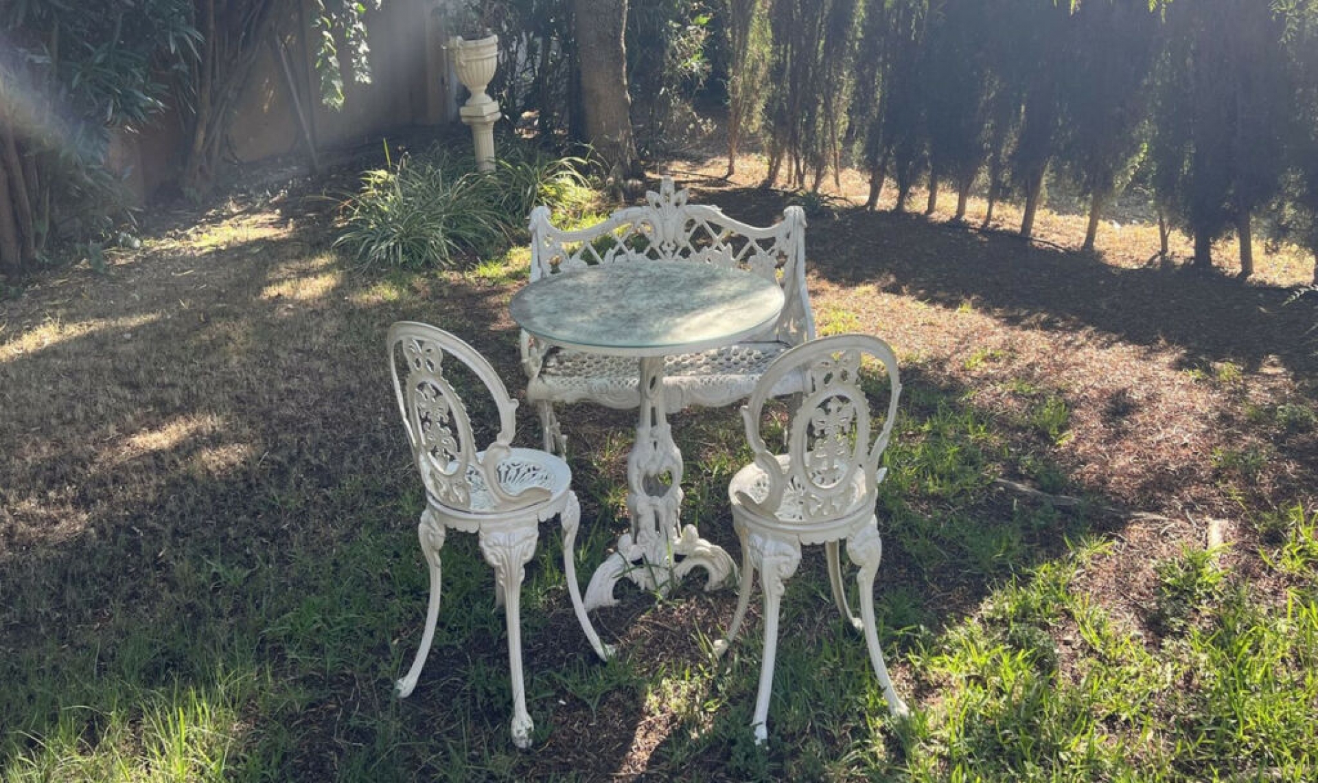 Resale - House -
El Rosario