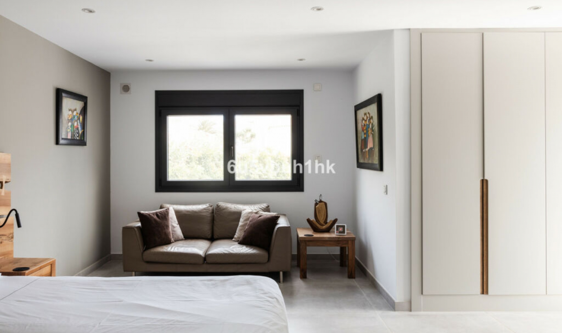 Resale - House -
El Rosario