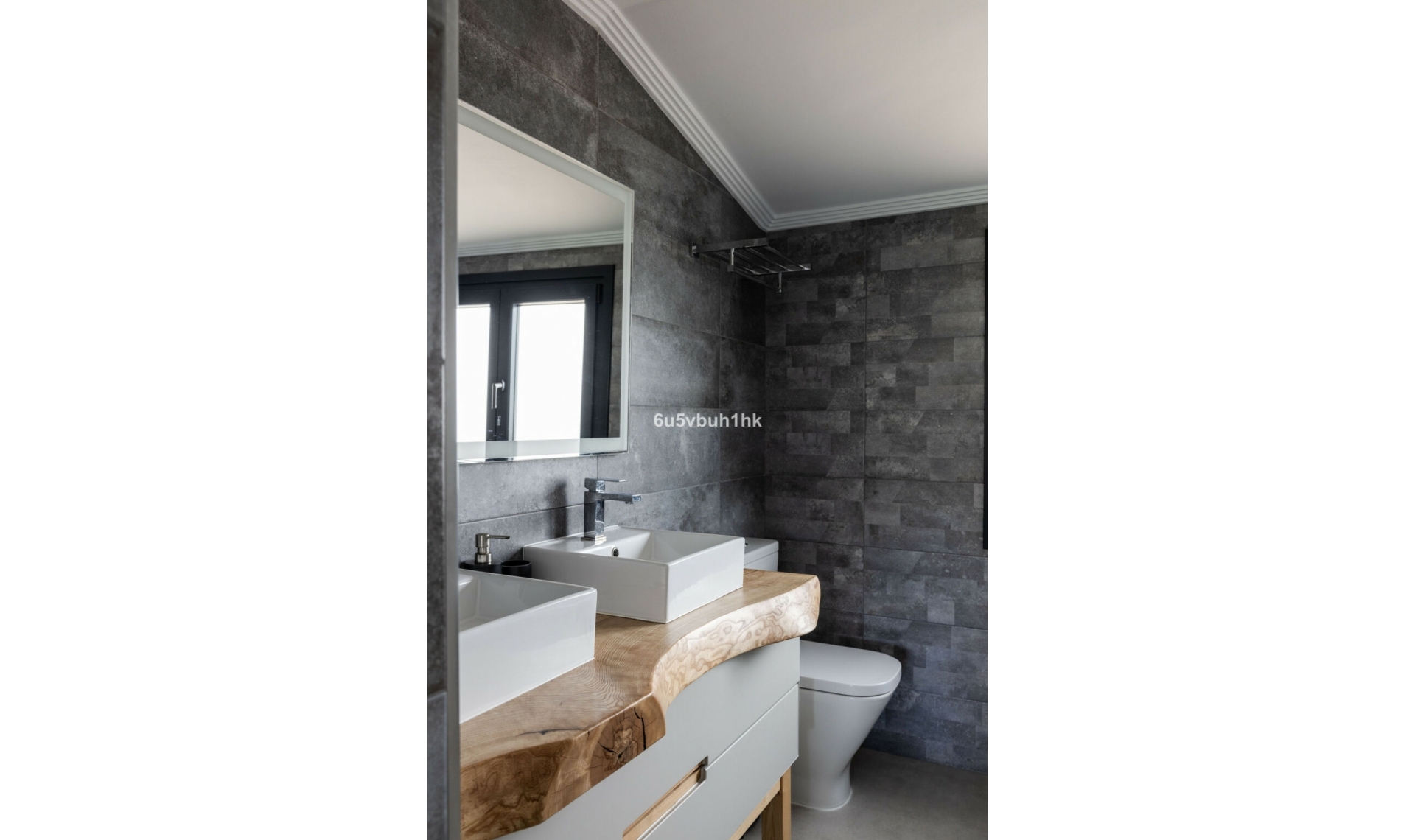 Resale - House -
El Rosario