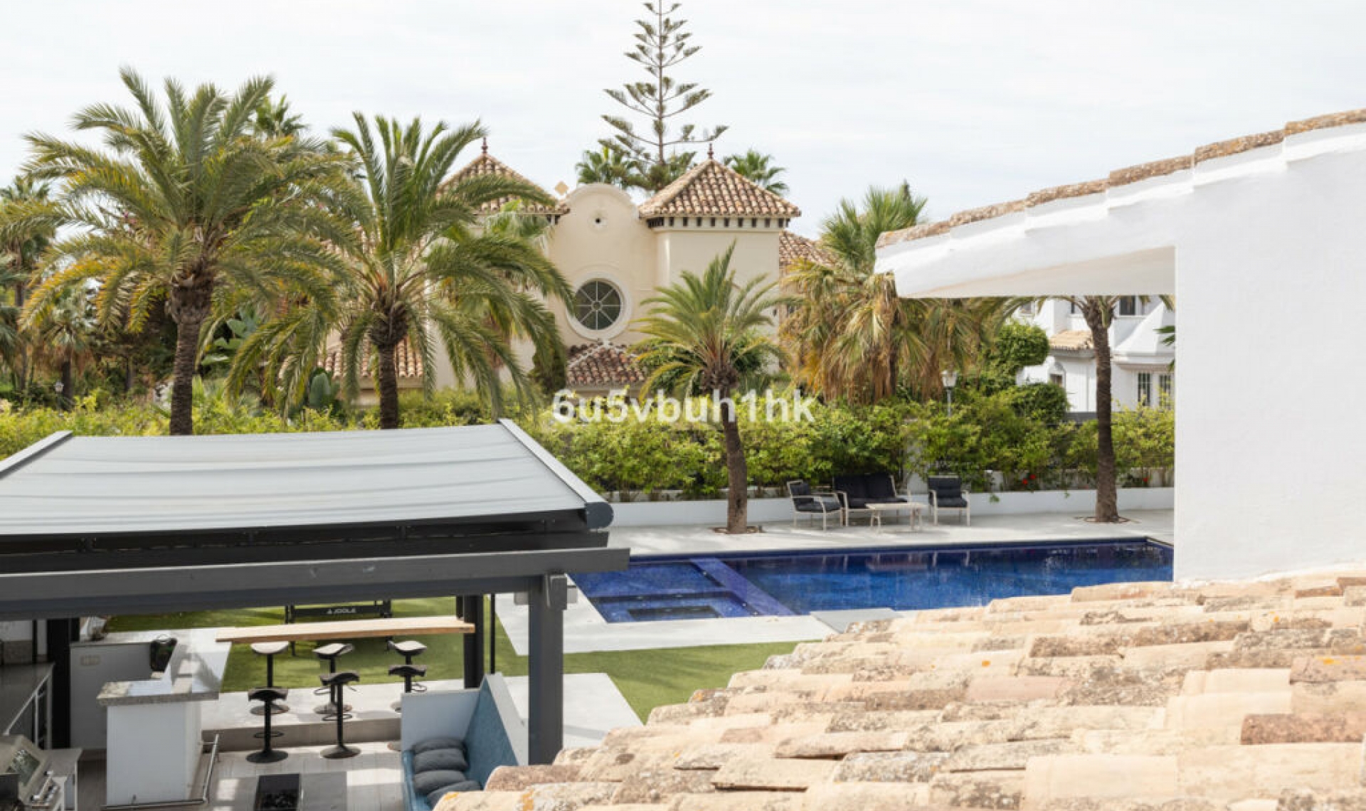 Resale - House -
El Rosario