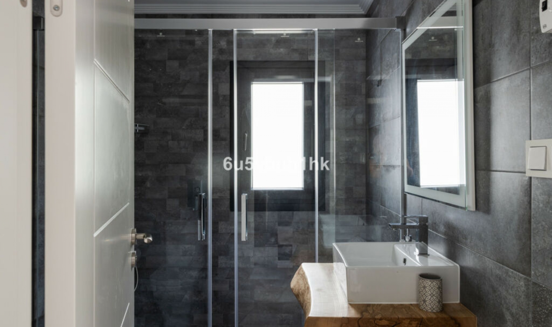 Resale - House -
El Rosario