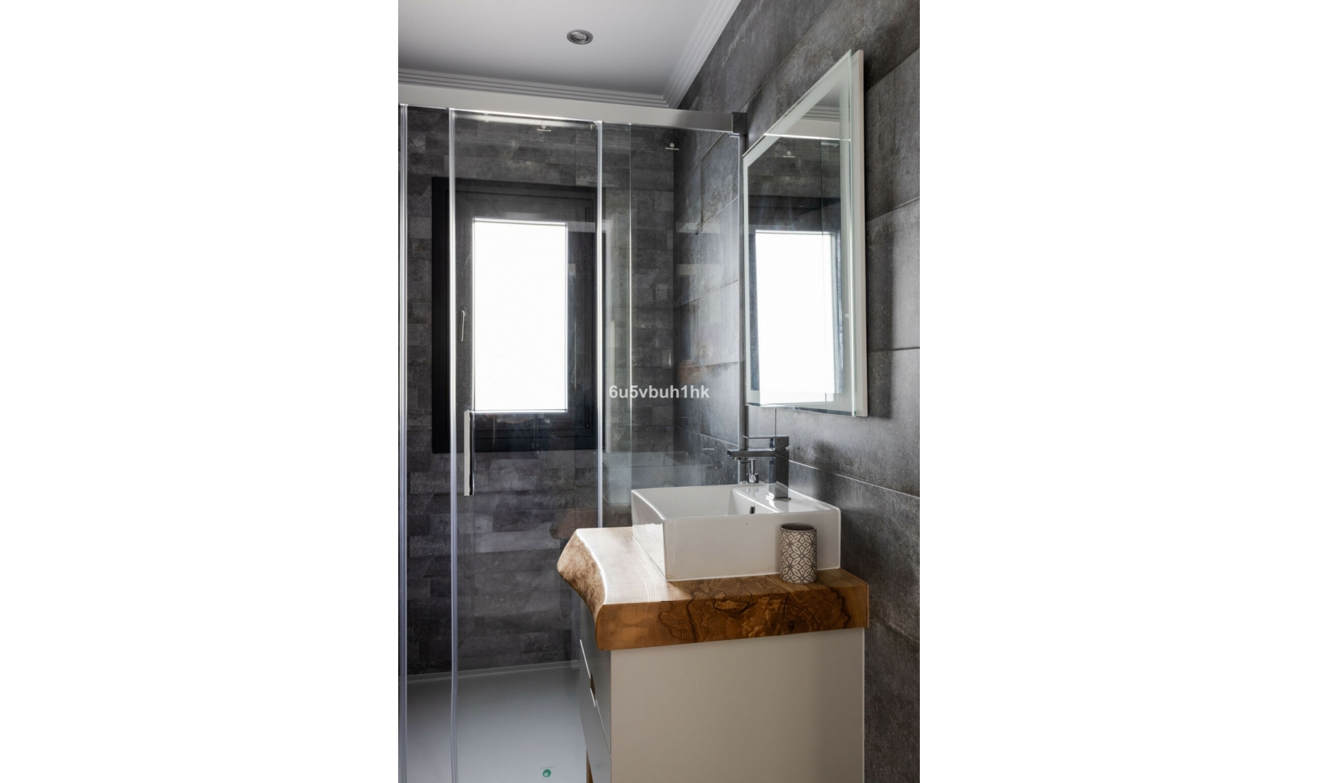 Resale - House -
El Rosario