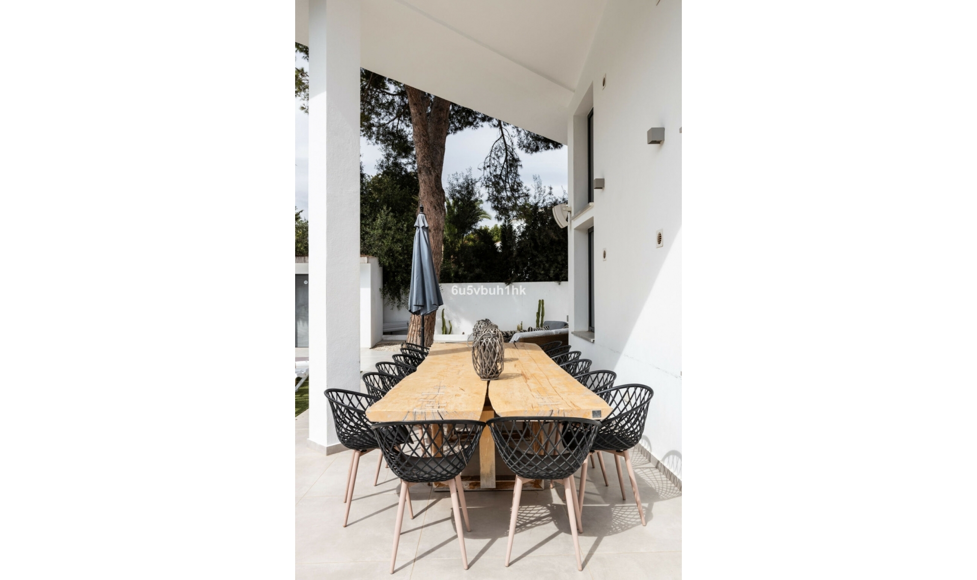 Resale - House -
El Rosario