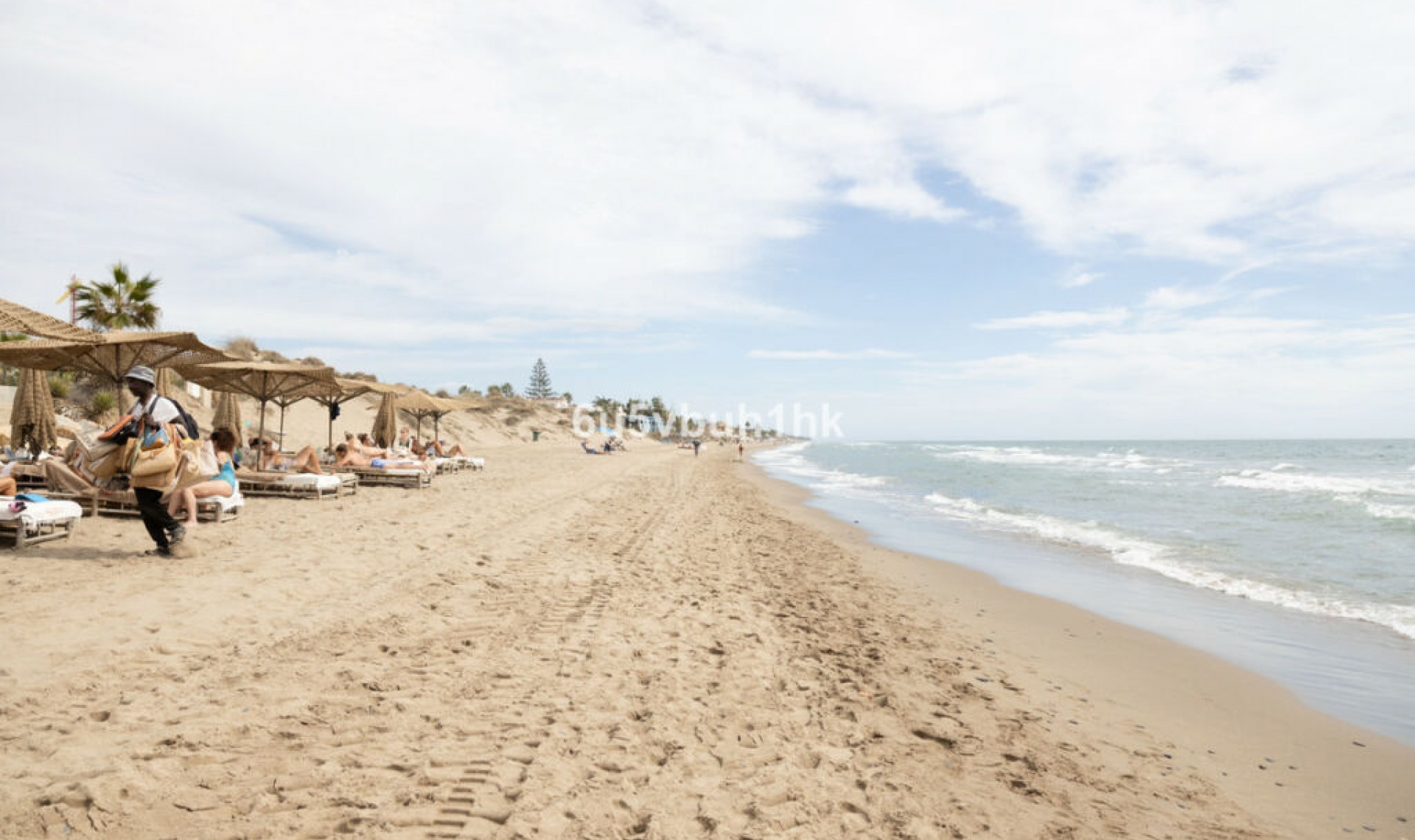 Resale - House -
El Rosario