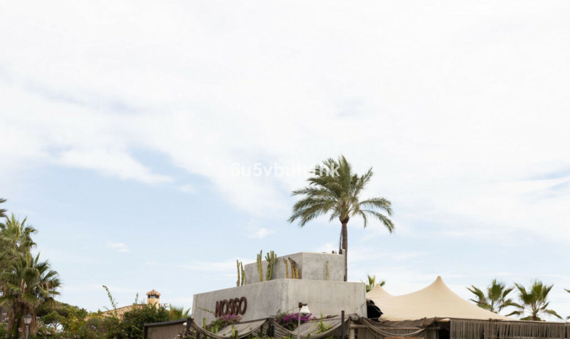 Resale - House -
El Rosario