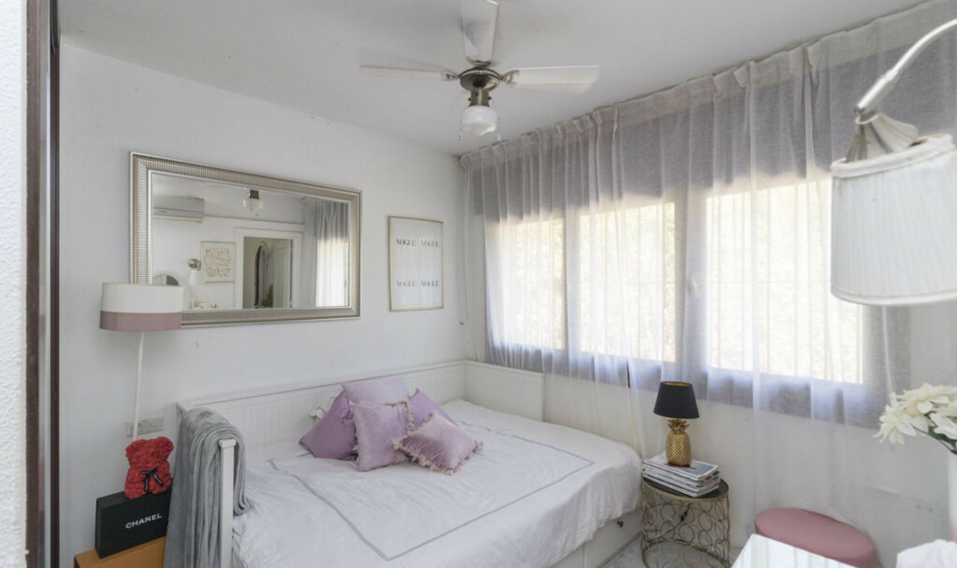 Resale - House -
El Rosario