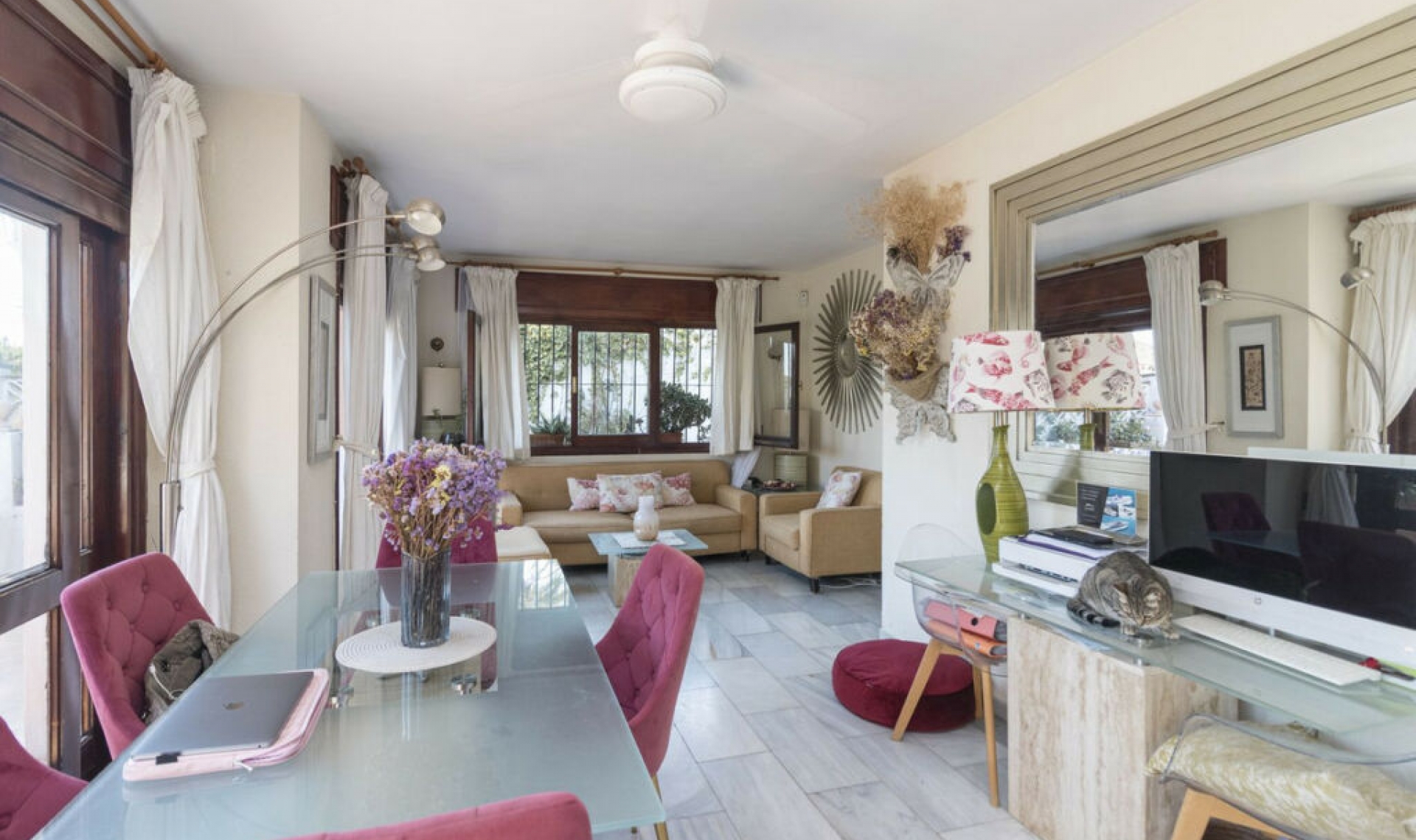 Resale - House -
El Rosario