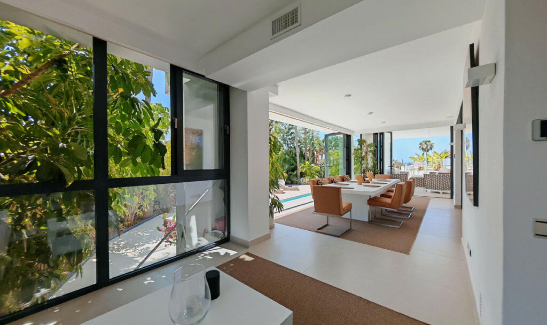 Resale - House -
El Rosario