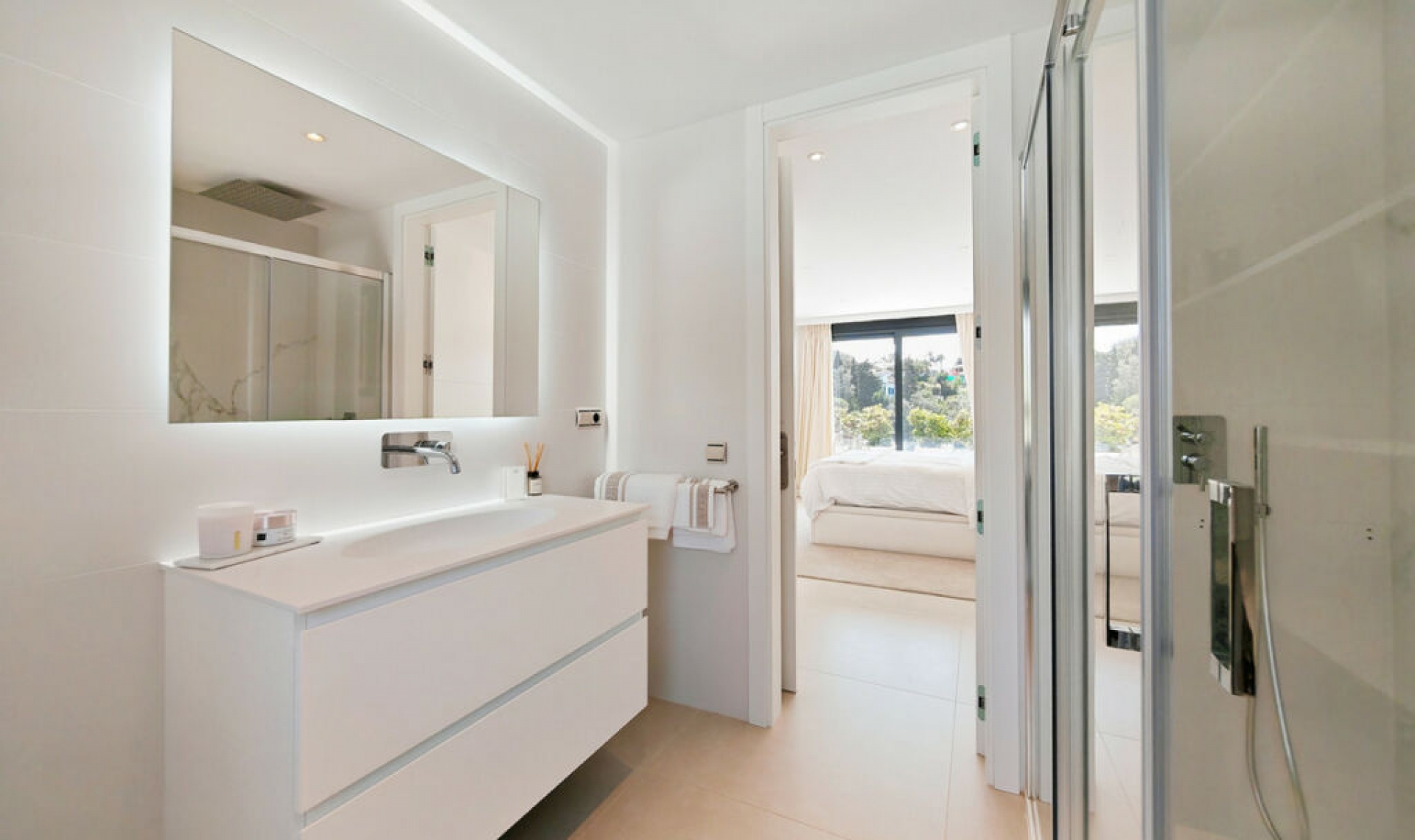 Resale - House -
El Rosario
