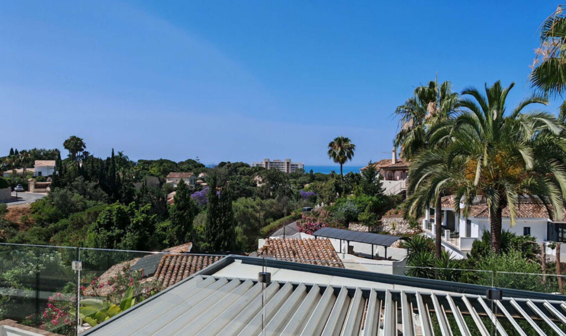 Resale - House -
El Rosario