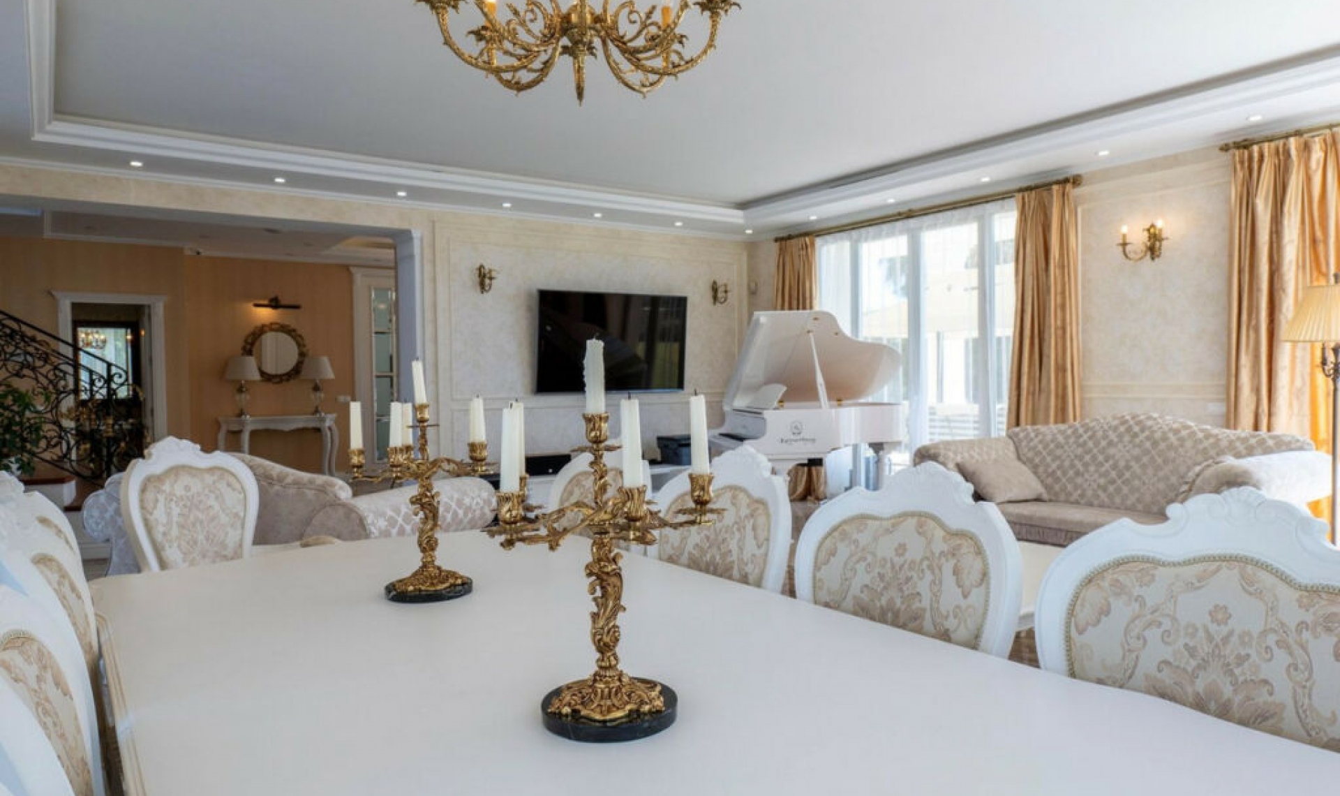 Resale - House -
El Rosario