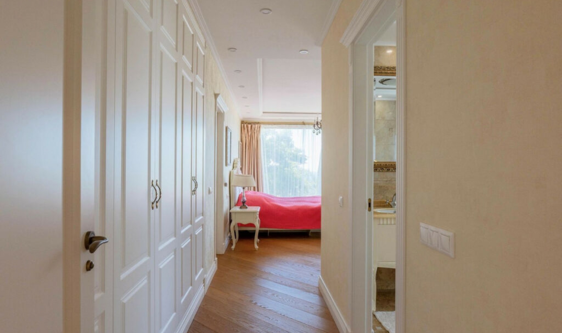 Resale - House -
El Rosario