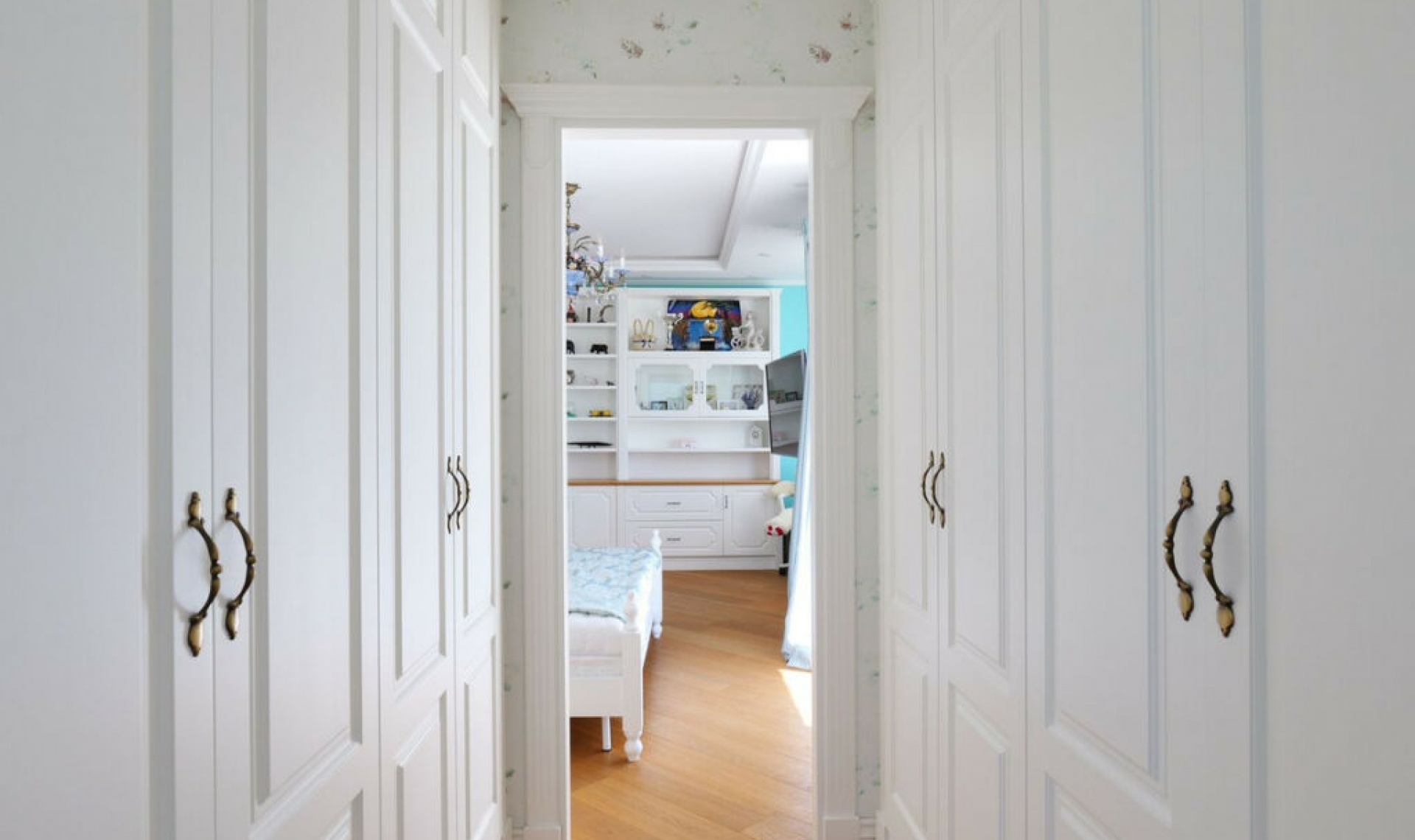 Resale - House -
El Rosario