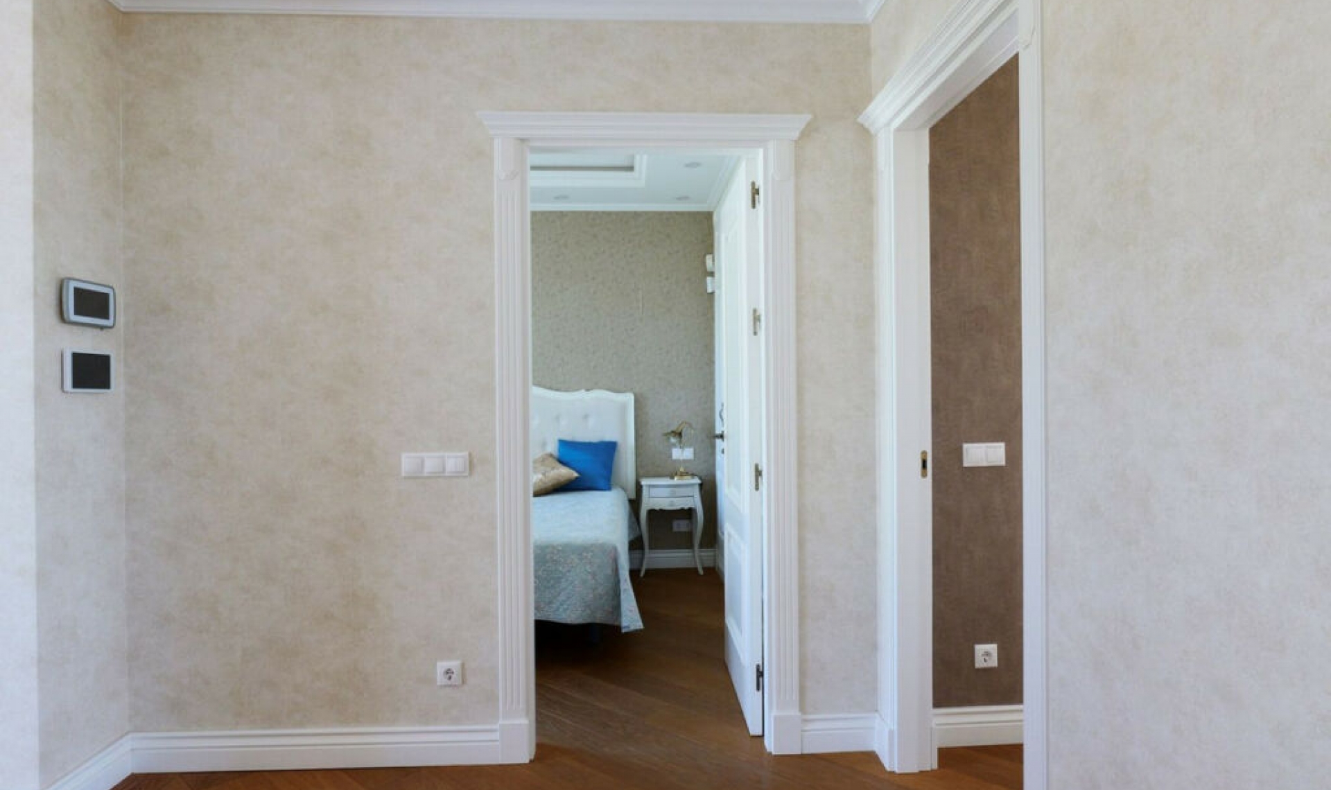 Resale - House -
El Rosario