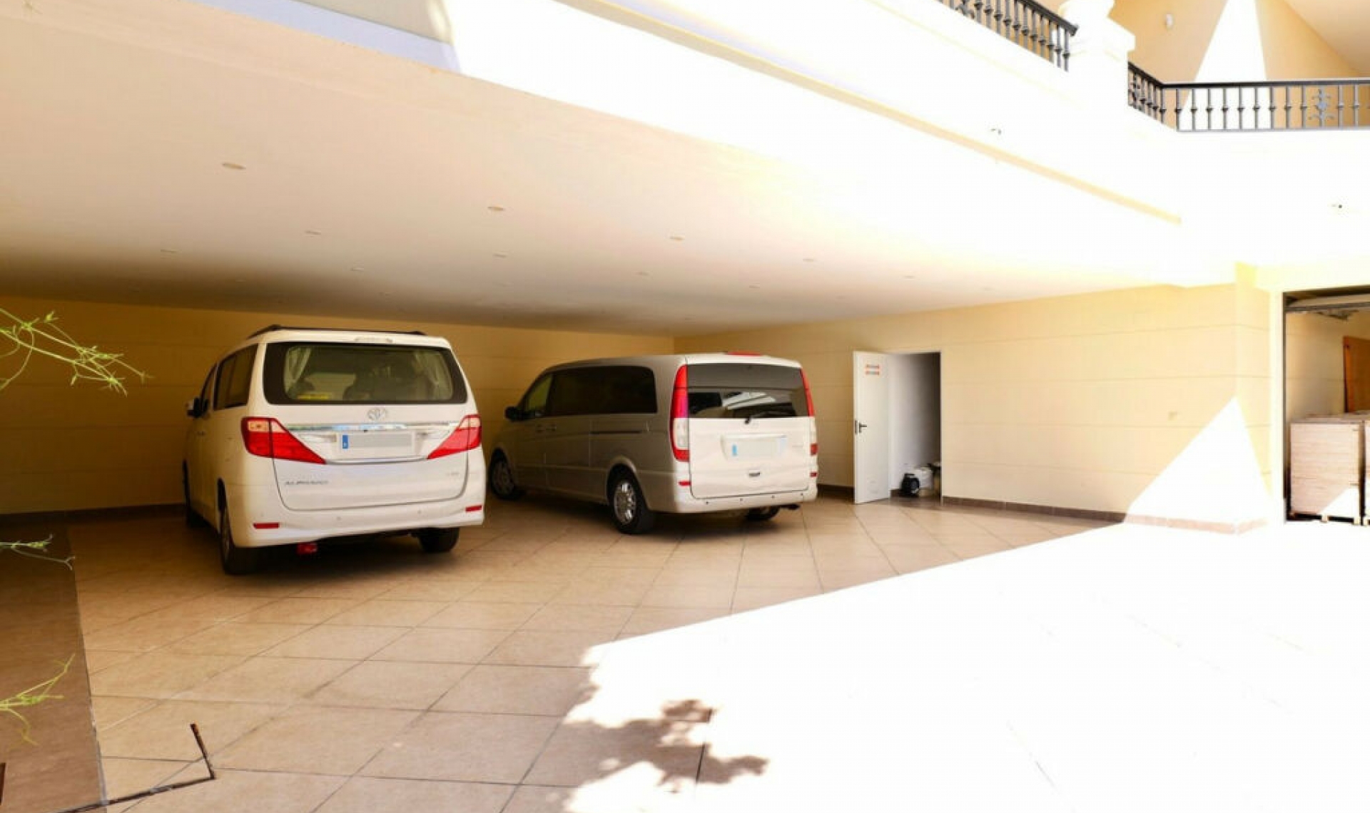 Resale - House -
El Rosario