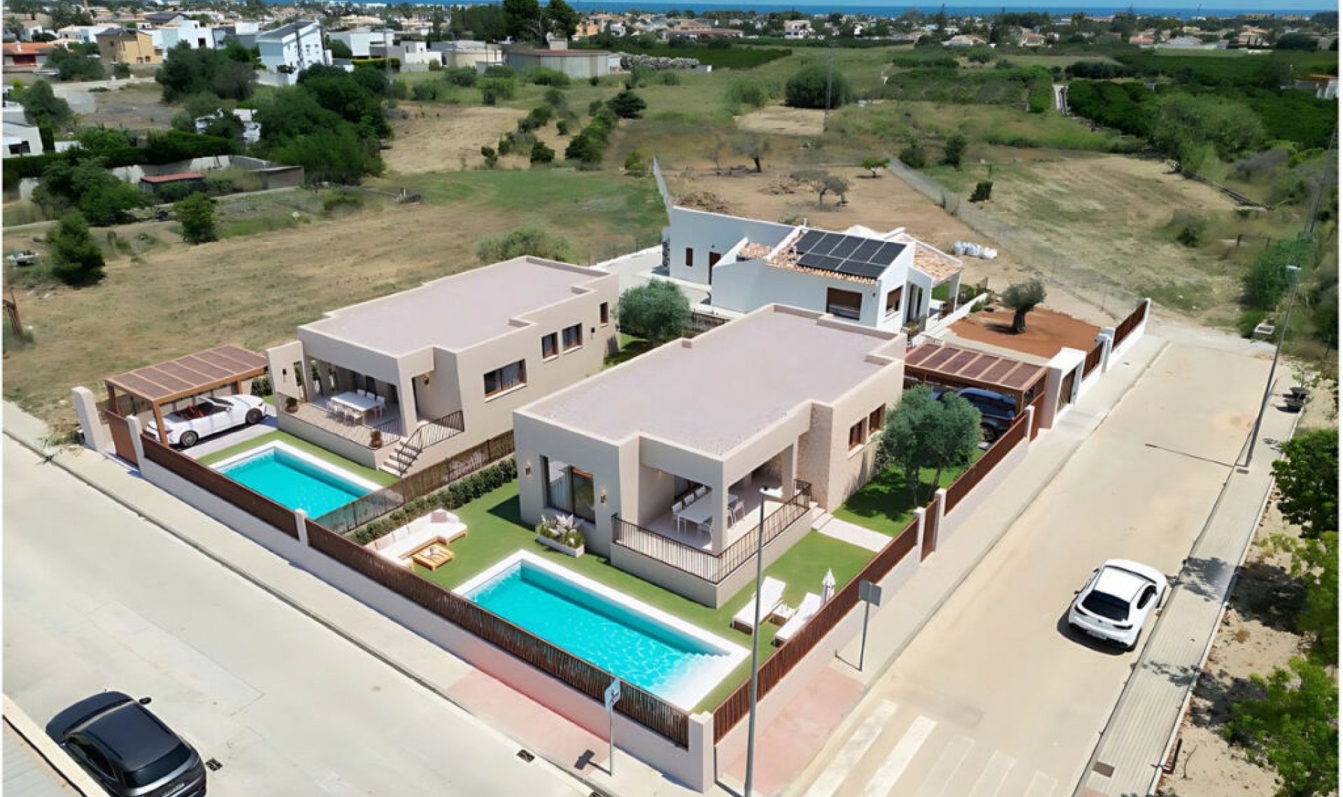 Resale - House -
El Verger