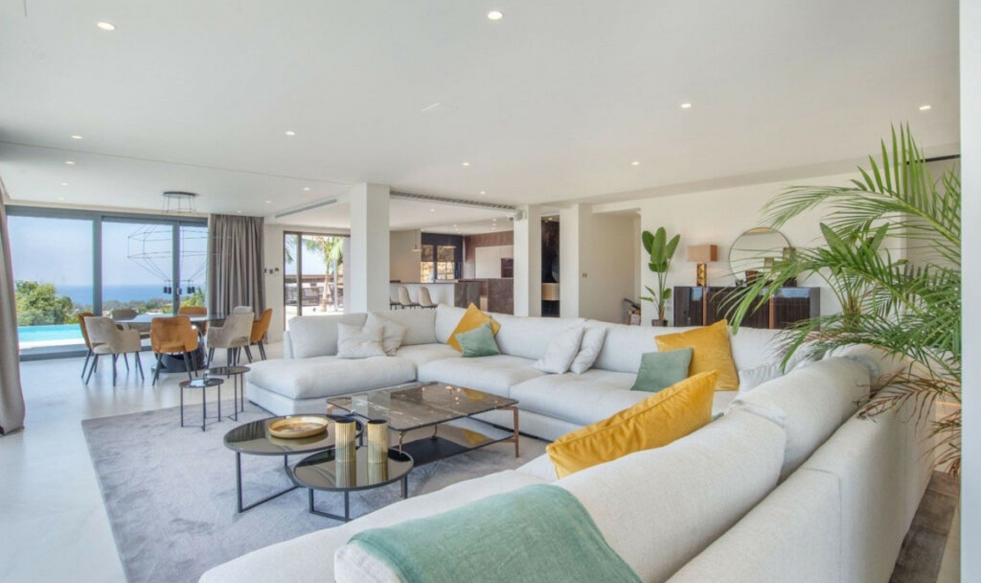 Resale - House -
Elviria