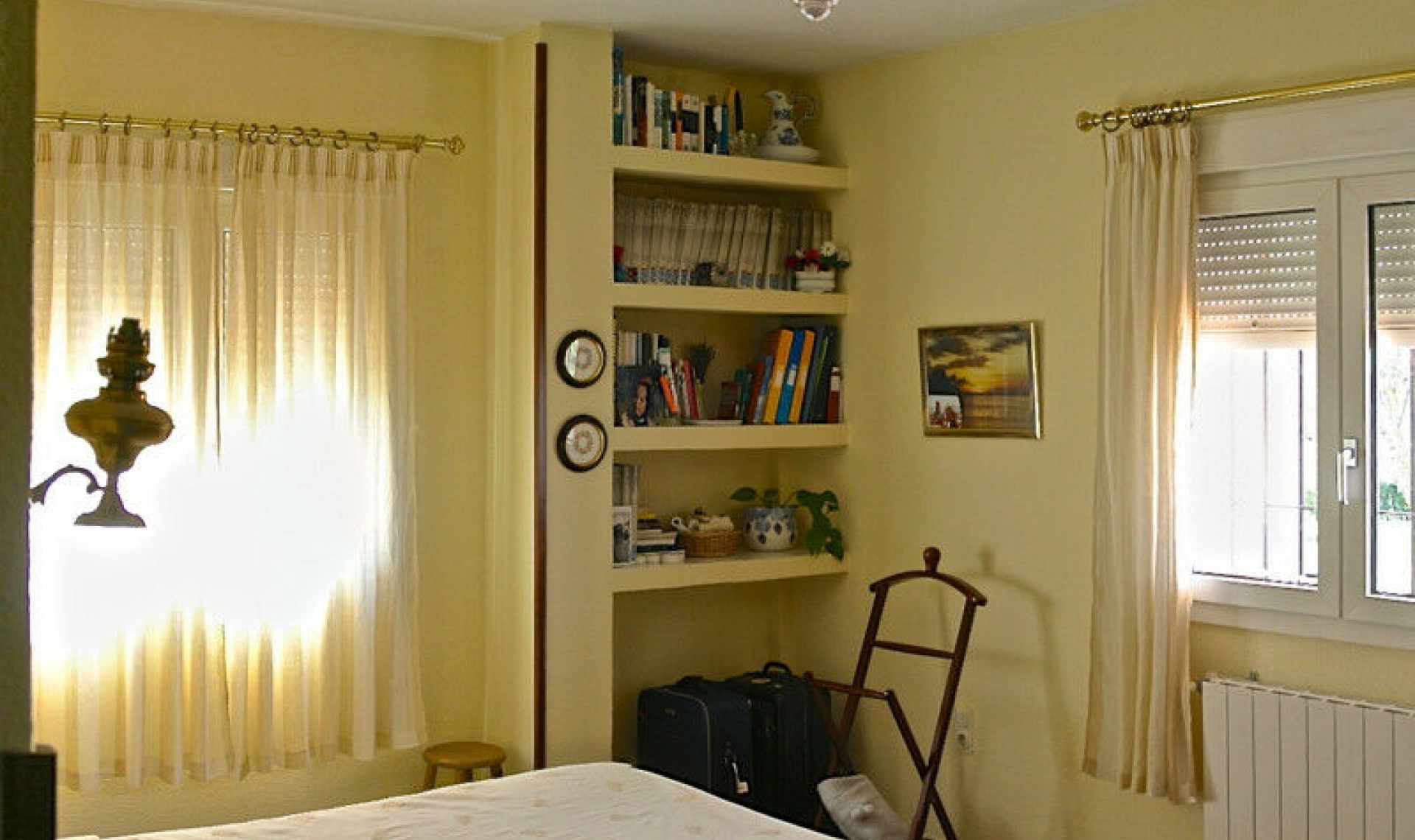 Resale - House -
Elviria