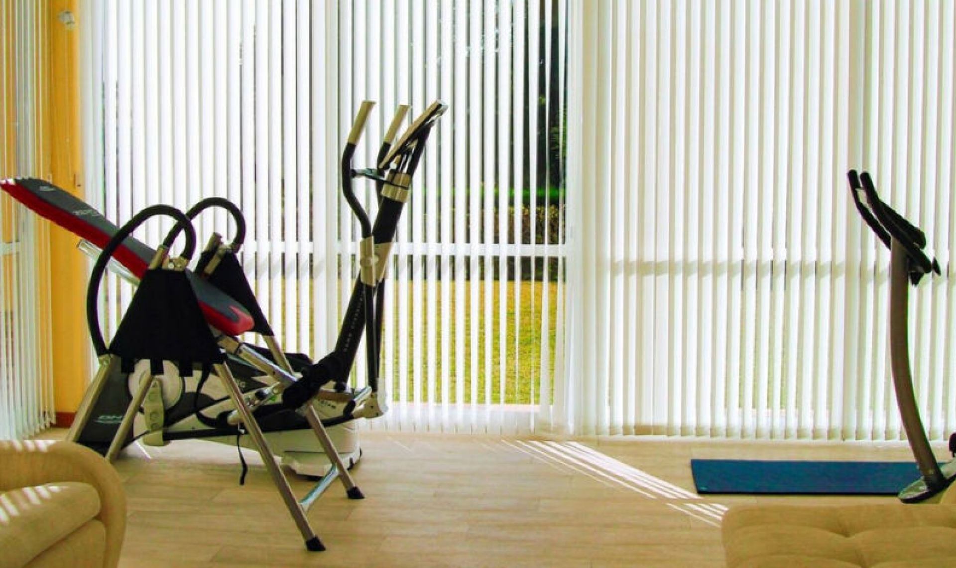 Resale - House -
Elviria