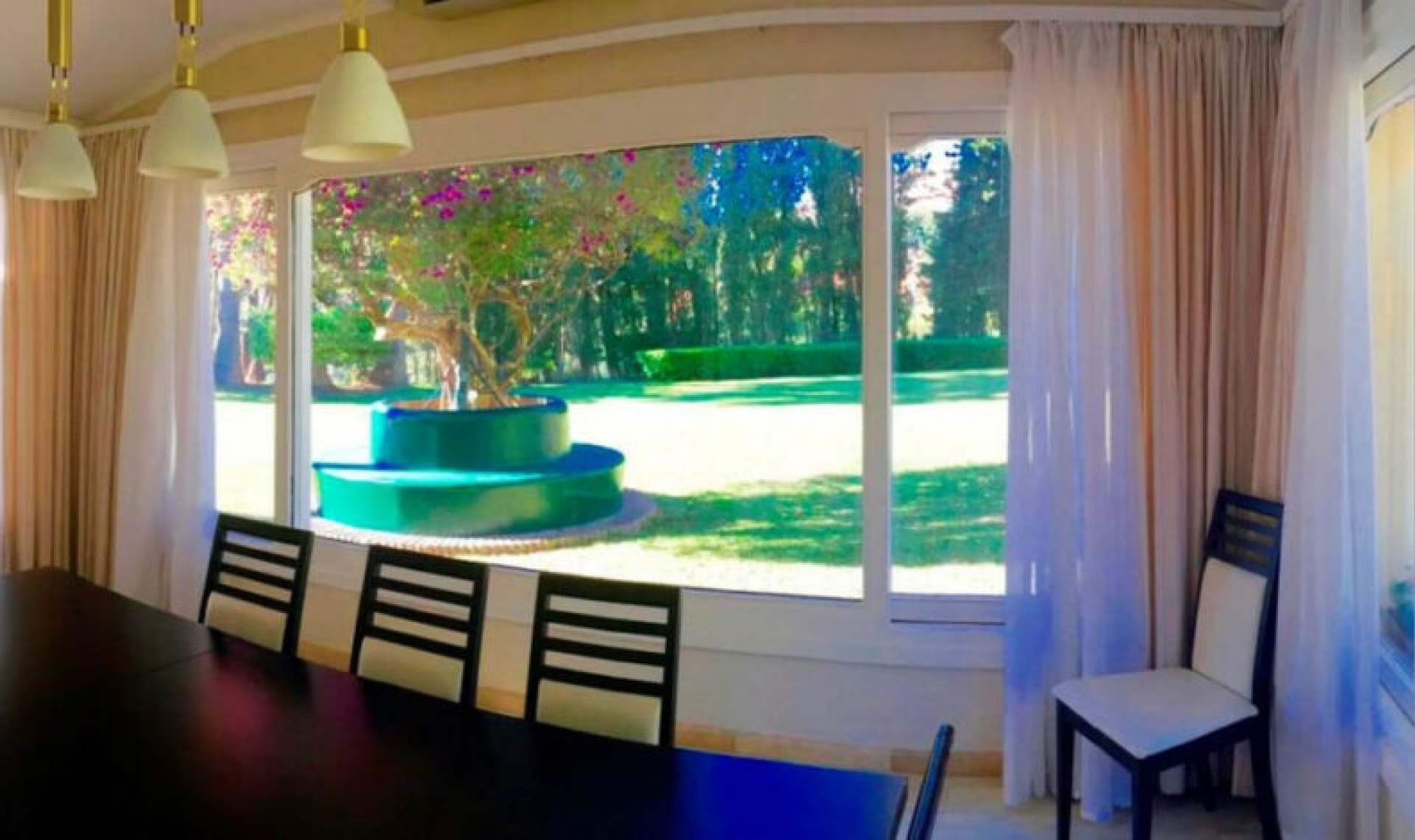 Resale - House -
Elviria