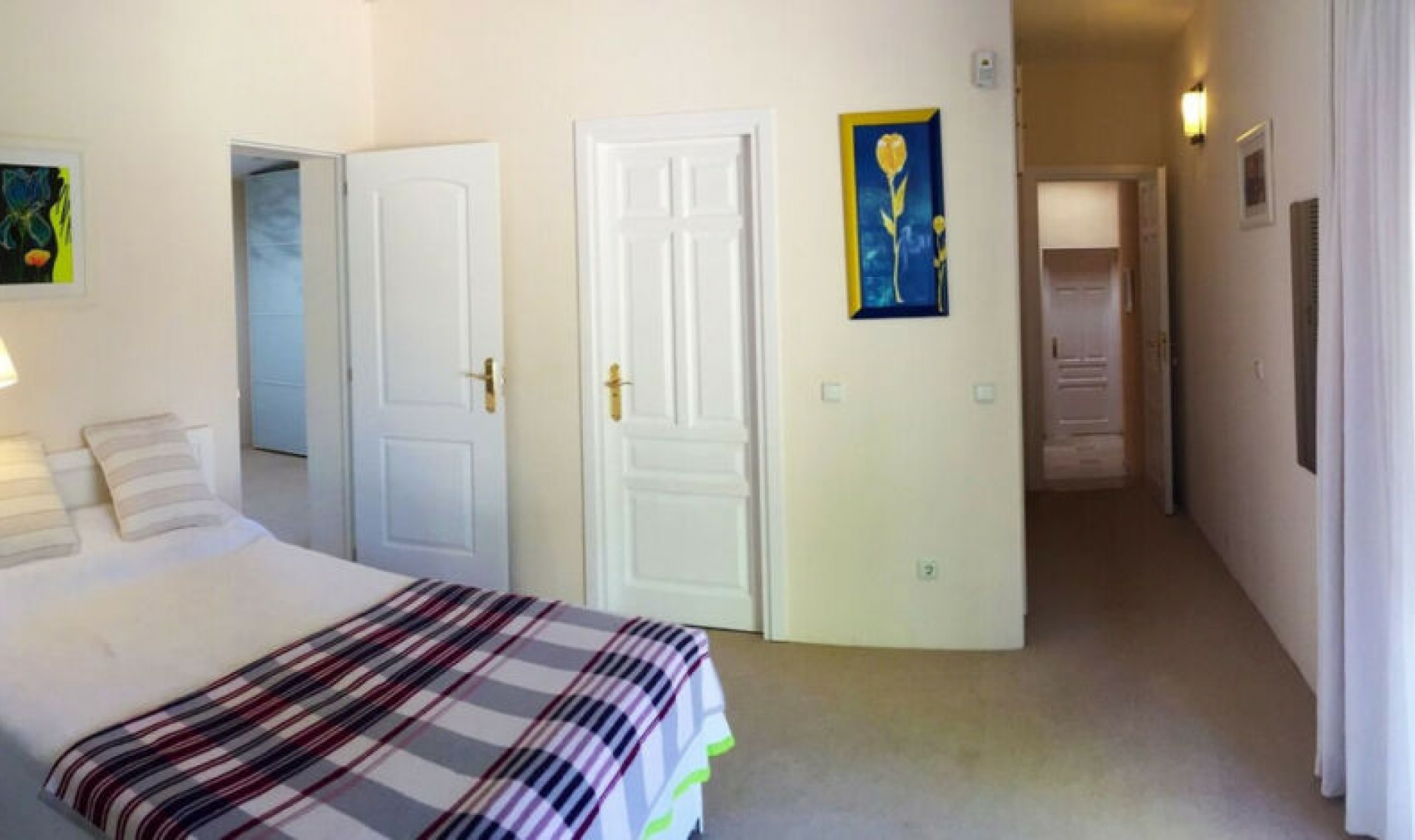 Resale - House -
Elviria