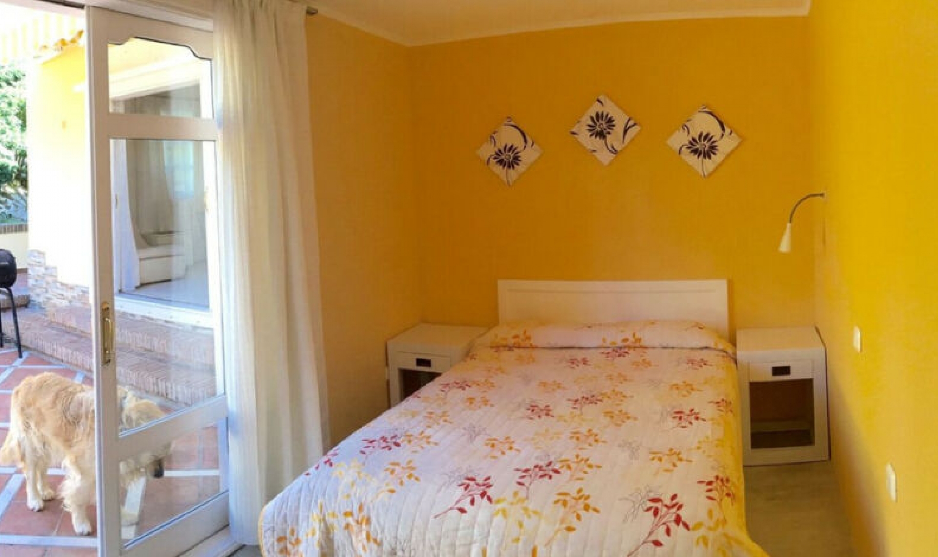 Resale - House -
Elviria