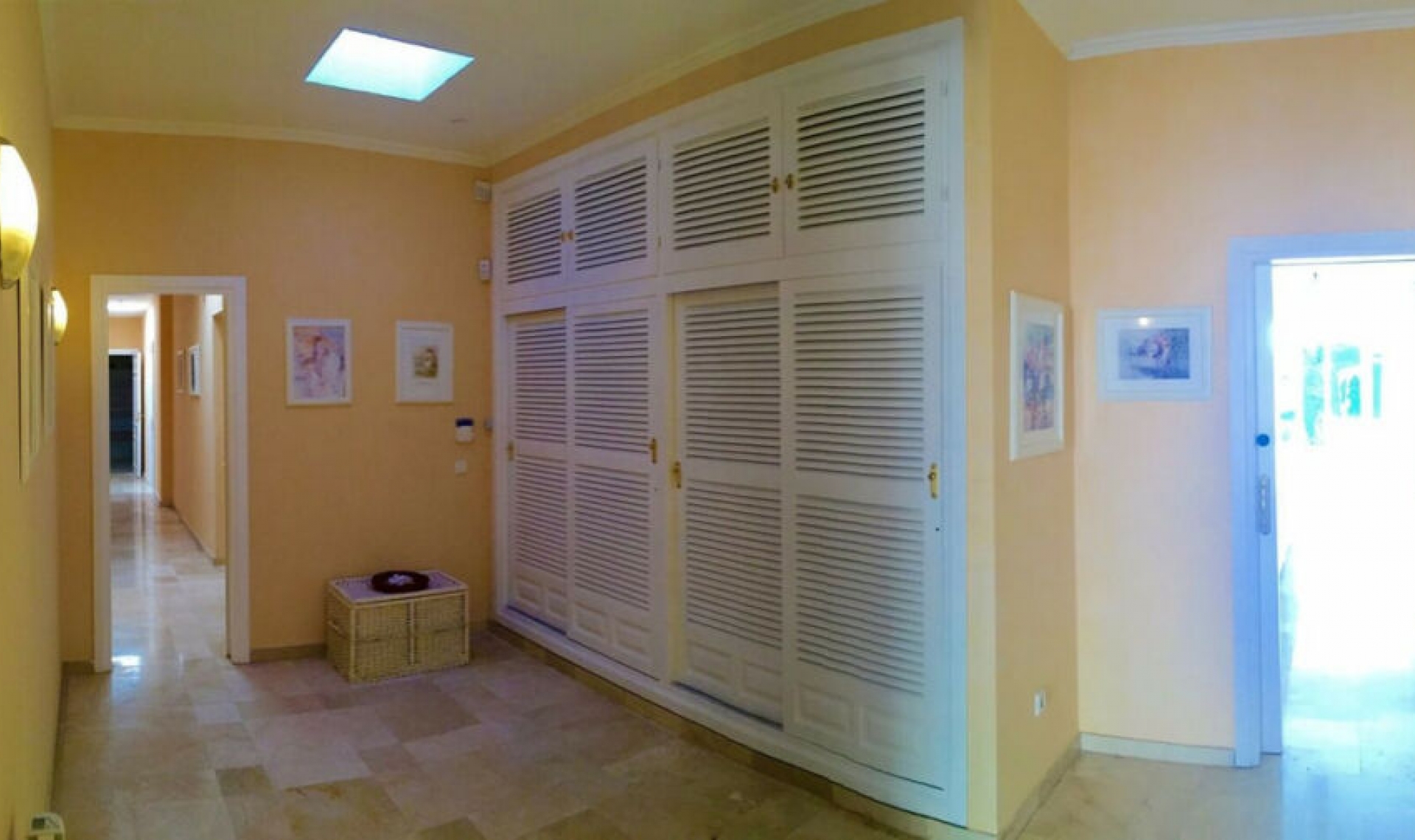 Resale - House -
Elviria