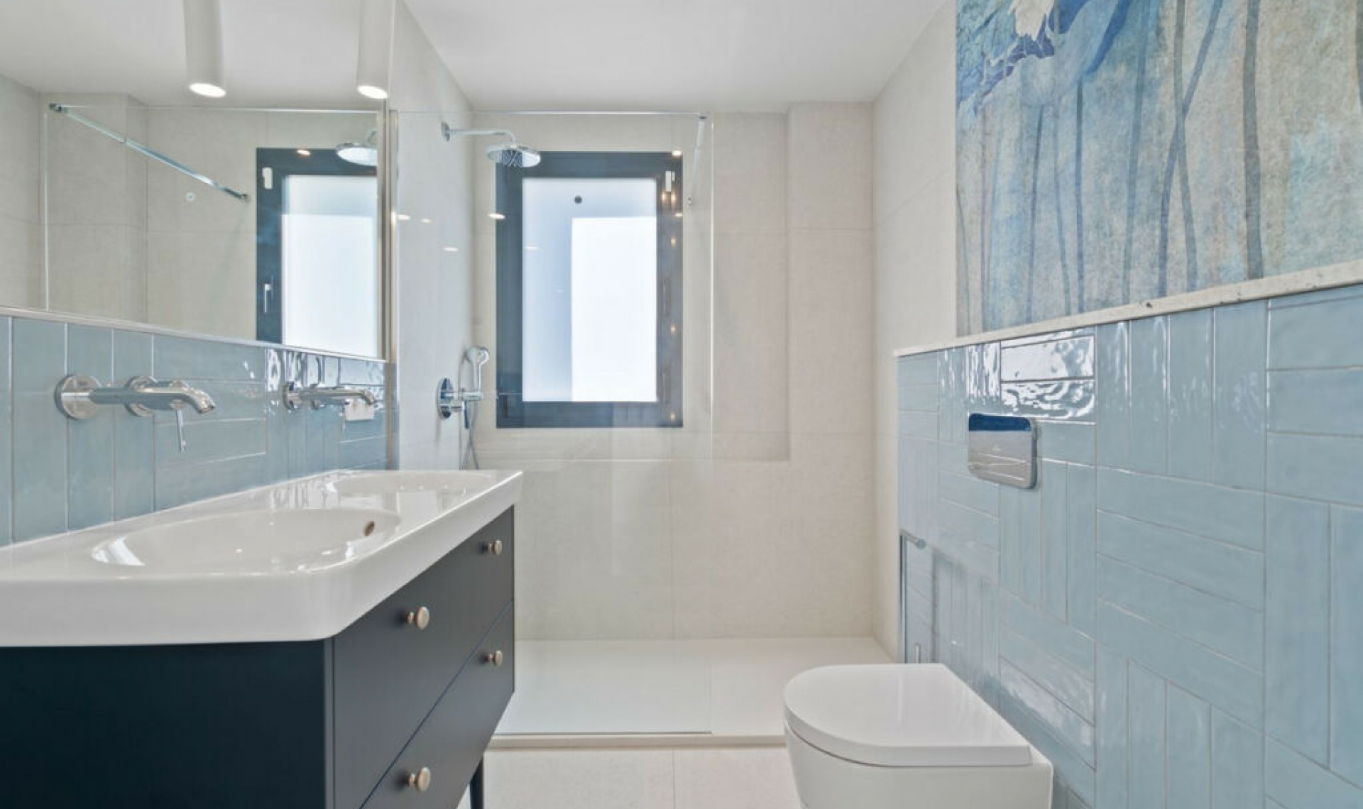 Resale - House -
Elviria