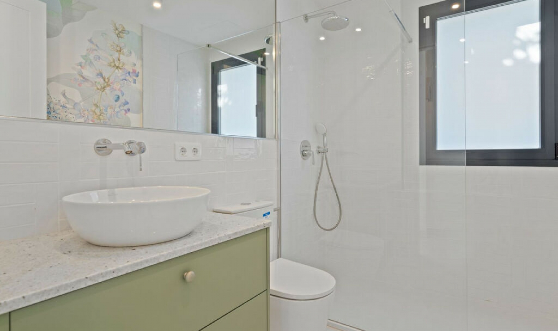 Resale - House -
Elviria