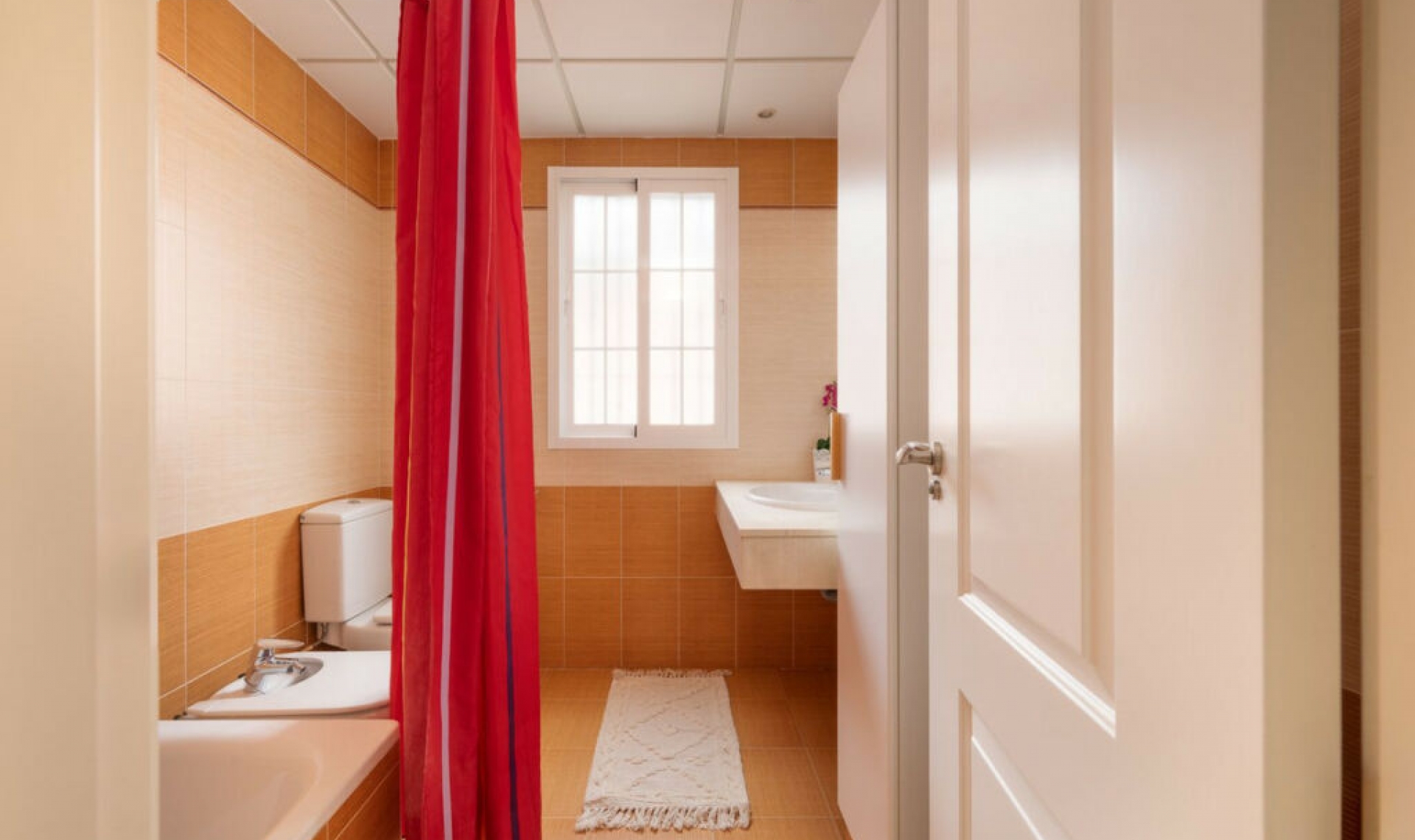 Resale - House -
Elviria